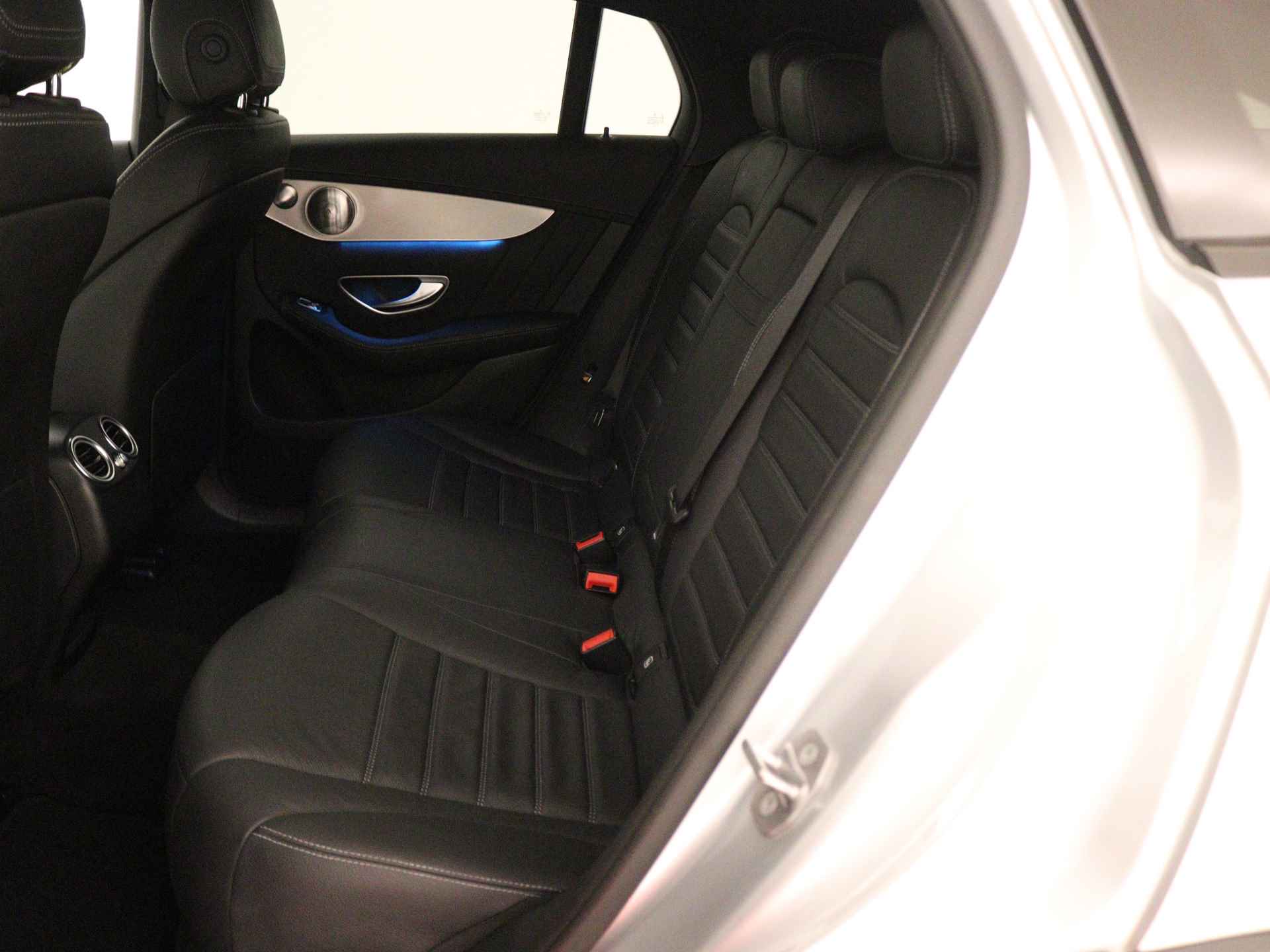 Mercedes-Benz GLC Coupé 350e 4MATIC Premium Plus | Multi spaaks lichtmetalen velgen | Navigatie | Parking support | - 17/37