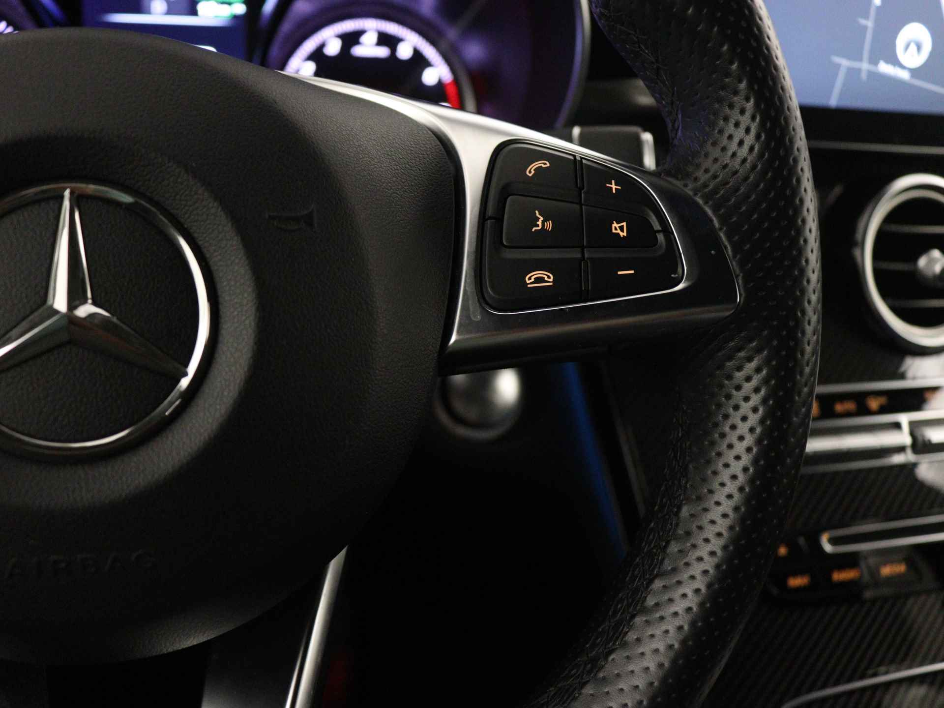 Mercedes-Benz GLC Coupé 350e 4MATIC Premium Plus | Multi spaaks lichtmetalen velgen | Navigatie | Parking support | - 19/37