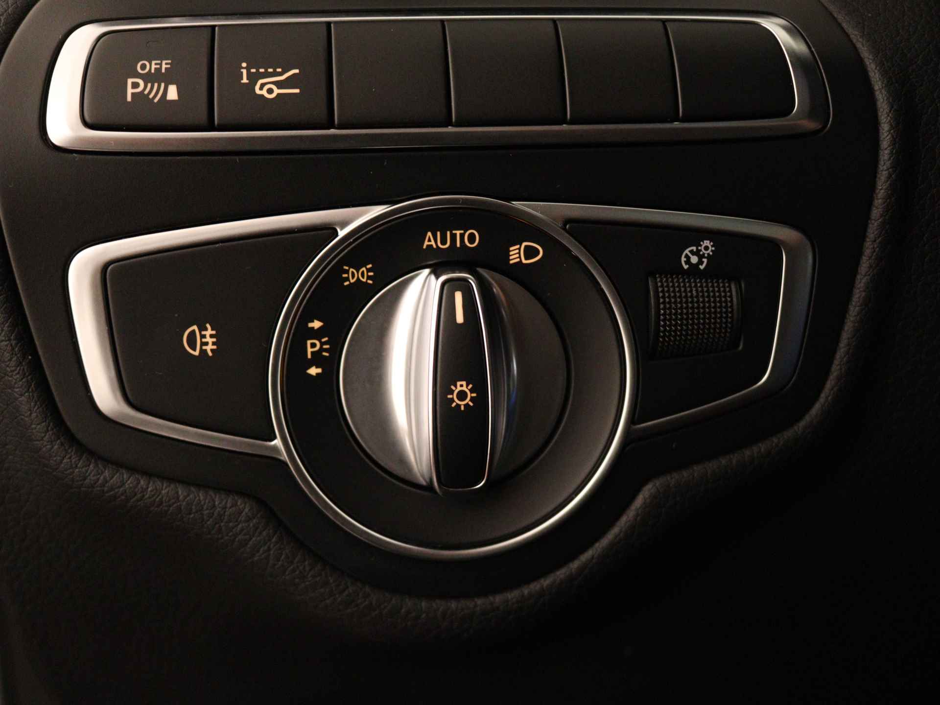 Mercedes-Benz GLC Coupé 350e 4MATIC Premium Plus | Multi spaaks lichtmetalen velgen | Navigatie | Parking support | - 29/37