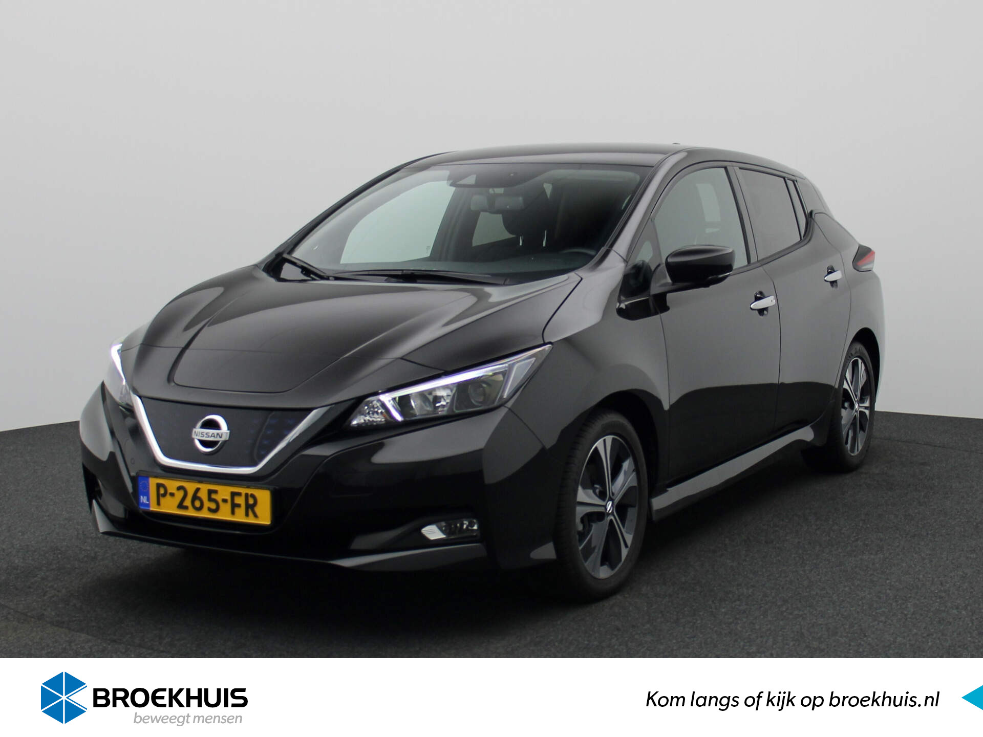 Nissan Leaf N-Connecta 150 PK | Navigatie | Stoel- en Stuurverwarming | One-pedal drive | Clima | Cruise | Getint glas | LED | Parkeersensoren voor + achter | bij viaBOVAG.nl