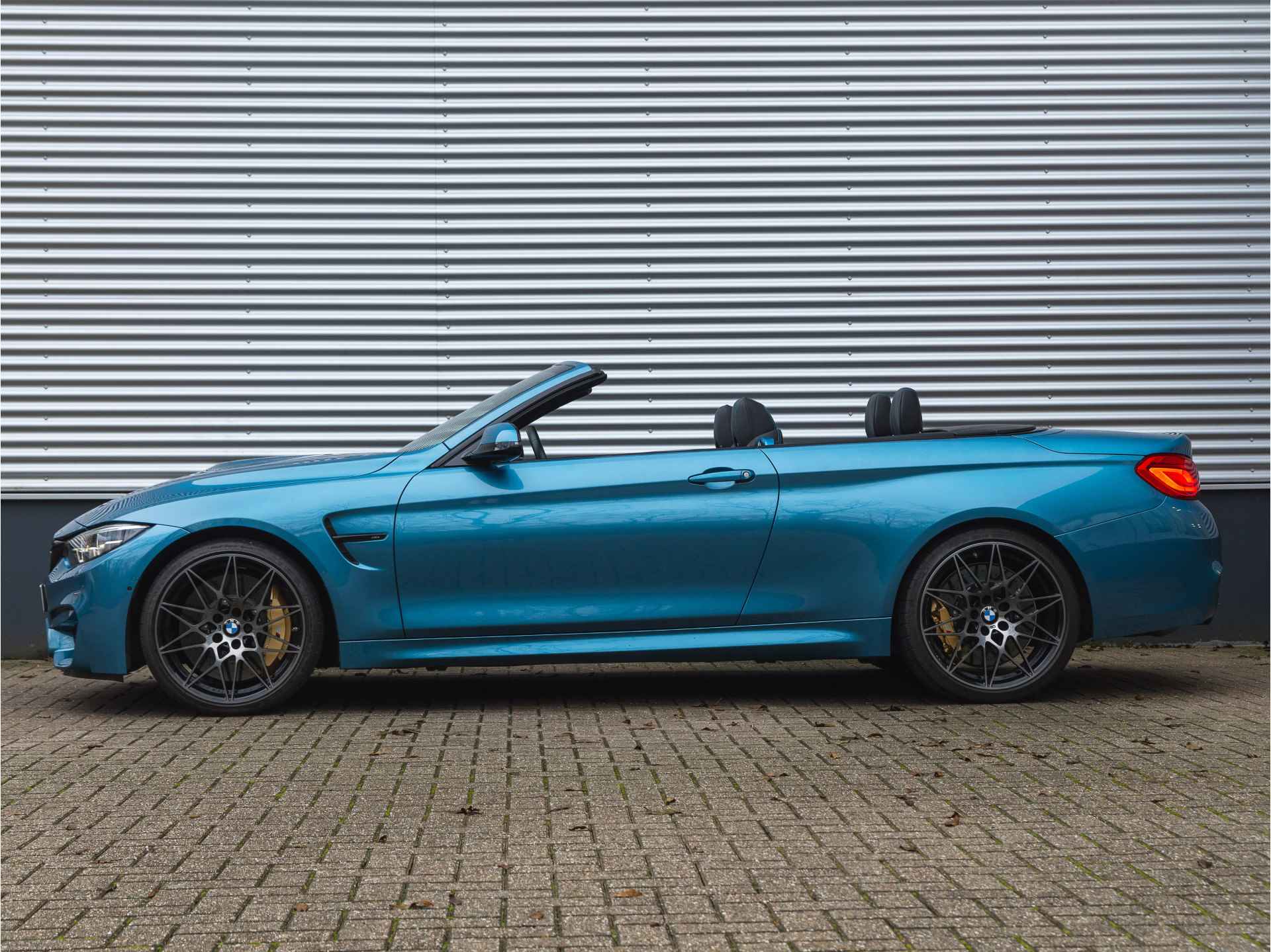 BMW 4 Serie Cabrio M4 Competition - Individual "Malediven Metallic" - Carbon Brakes - 7/50