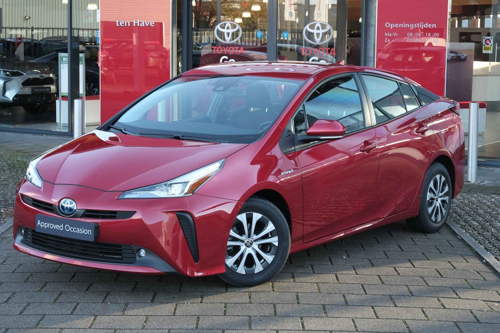 Toyota Prius 1.8 Hybrid 122PK Dynamic Automaat | Trekhaak | Navigatie | Clima - 7/40