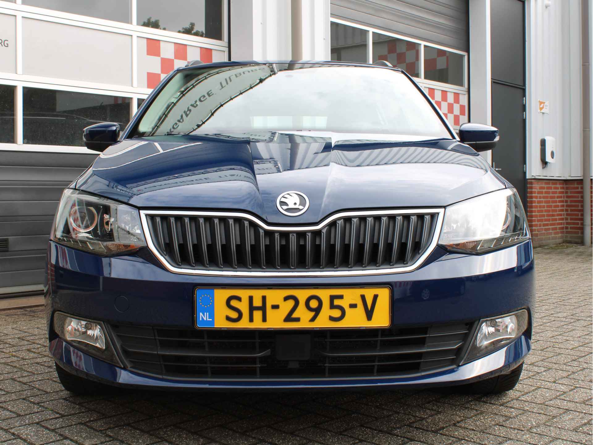 Škoda Fabia Combi 1.0 TSI Ambition Business /NAVI/PDC/Cruise control/AIRCO/LED/15'LM/CV/Bluetooth/USB+AUX/ISOFIX/NAP! 1e eig! - 29/40