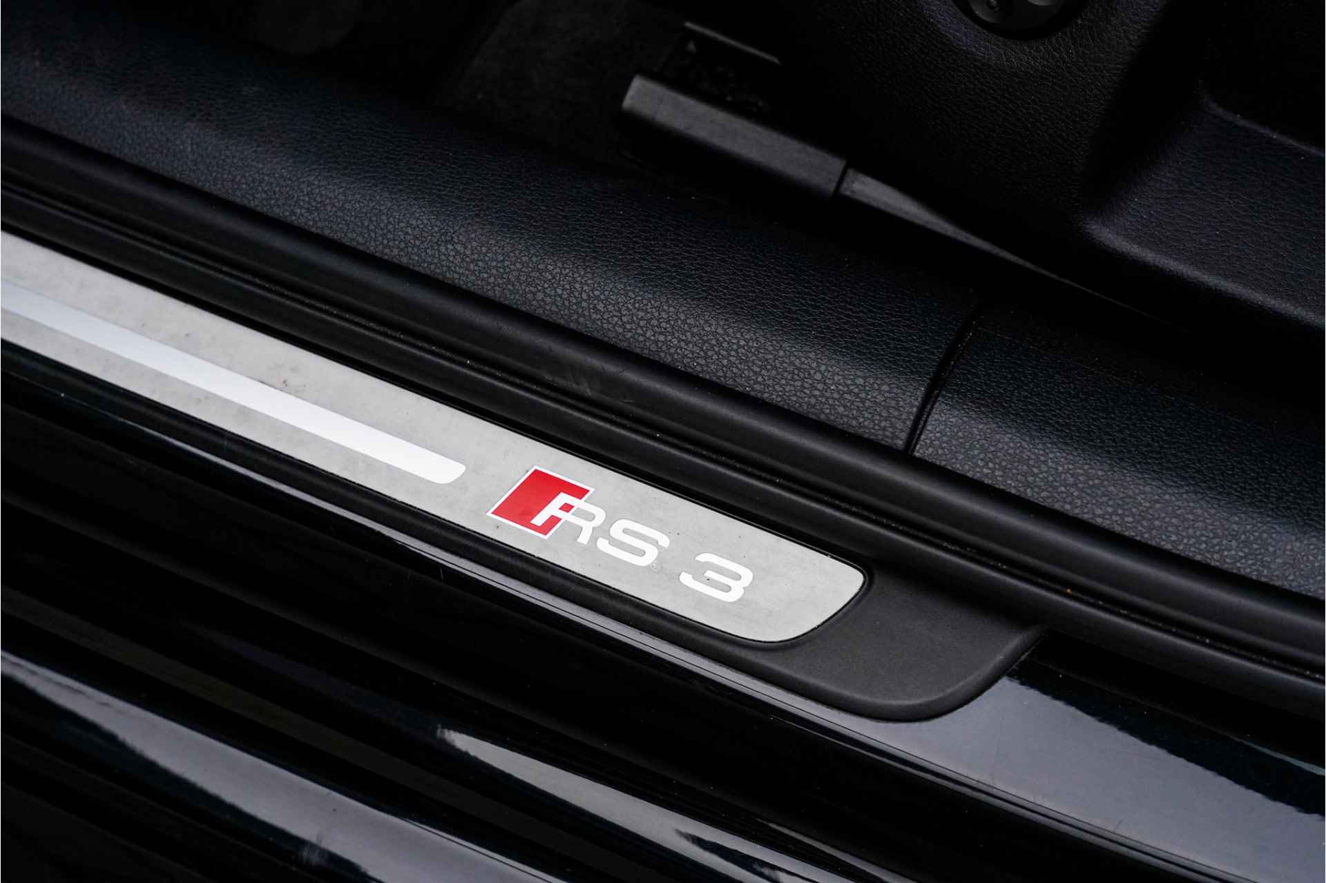 Audi RS3 Sportback 2.5 TFSI quattro Pro Line Plus | RS sportstoelen | Sportstuur | 19 inch LM - 13/37