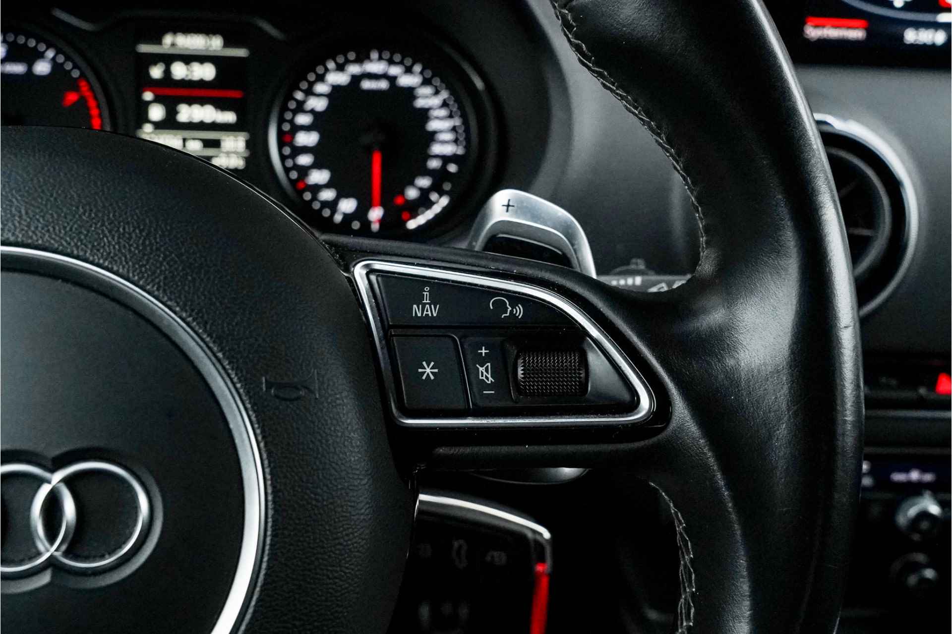 Audi RS3 Sportback 2.5 TFSI quattro Pro Line Plus | RS sportstoelen | Sportstuur | 19 inch LM - 25/37