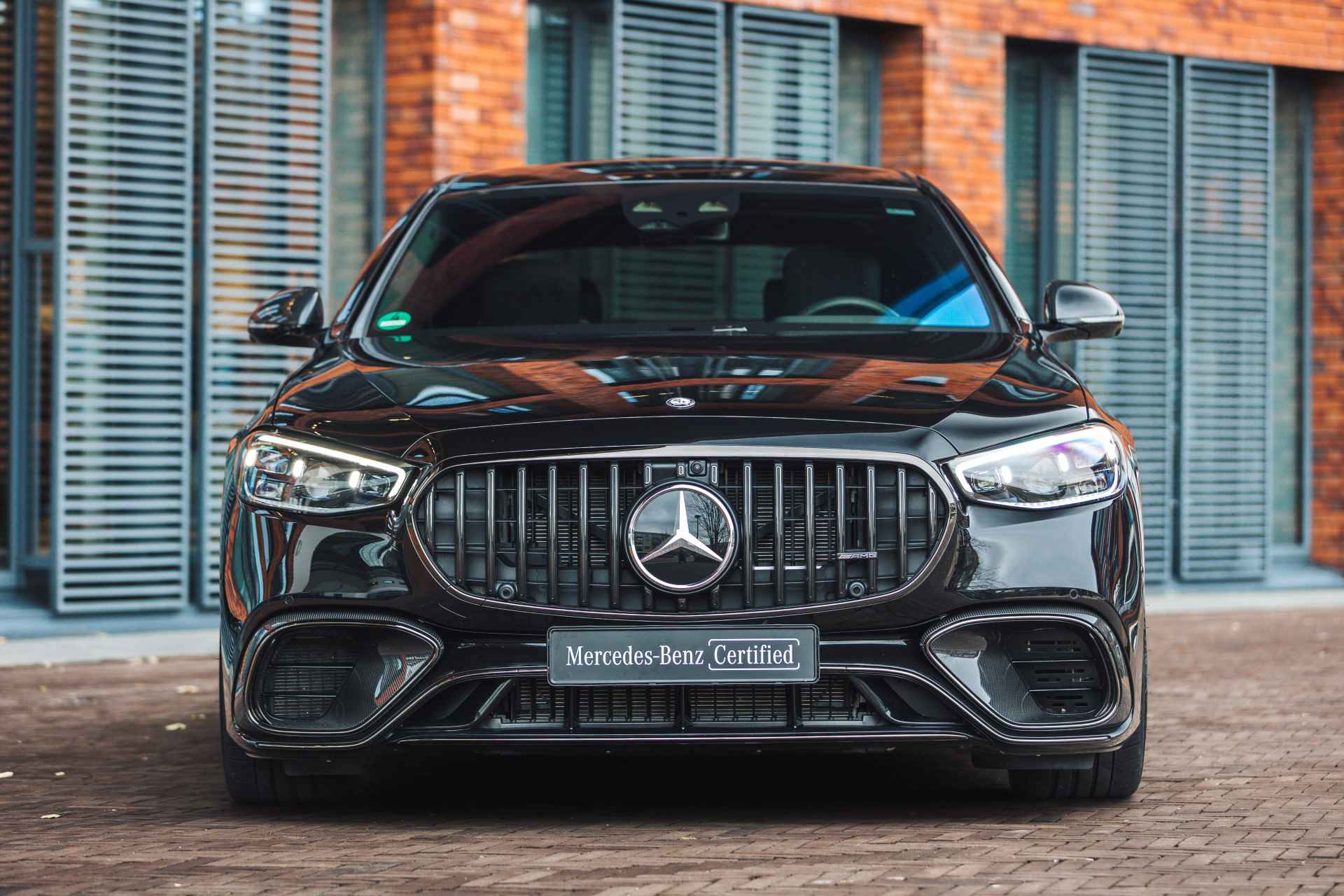 Mercedes-Benz S-Klasse S 63 AMG E Performance Lang l Exclusief pakket | First Class achtercompartiment | Driver's pakket | Stoelventilatie en verwarming | Keramische remmen l Carbon l 4D sound l Full Options! - 6/52