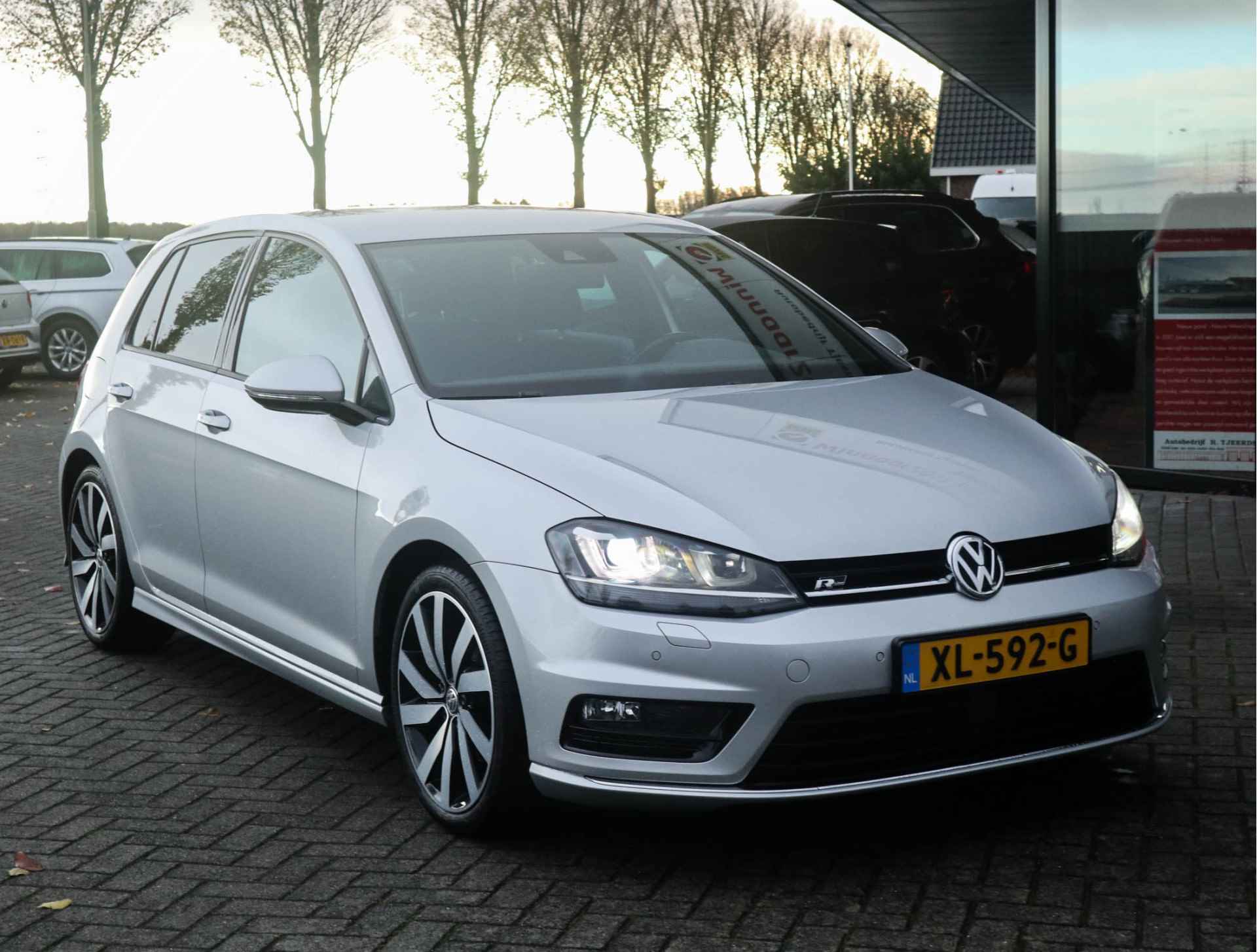 Volkswagen Golf 1.4 TSI Business Edition R Connected Navi/Clima/Stoelverw/Adapt.Cruise/PDC/2XR-line/LED/Xenon - 9/32