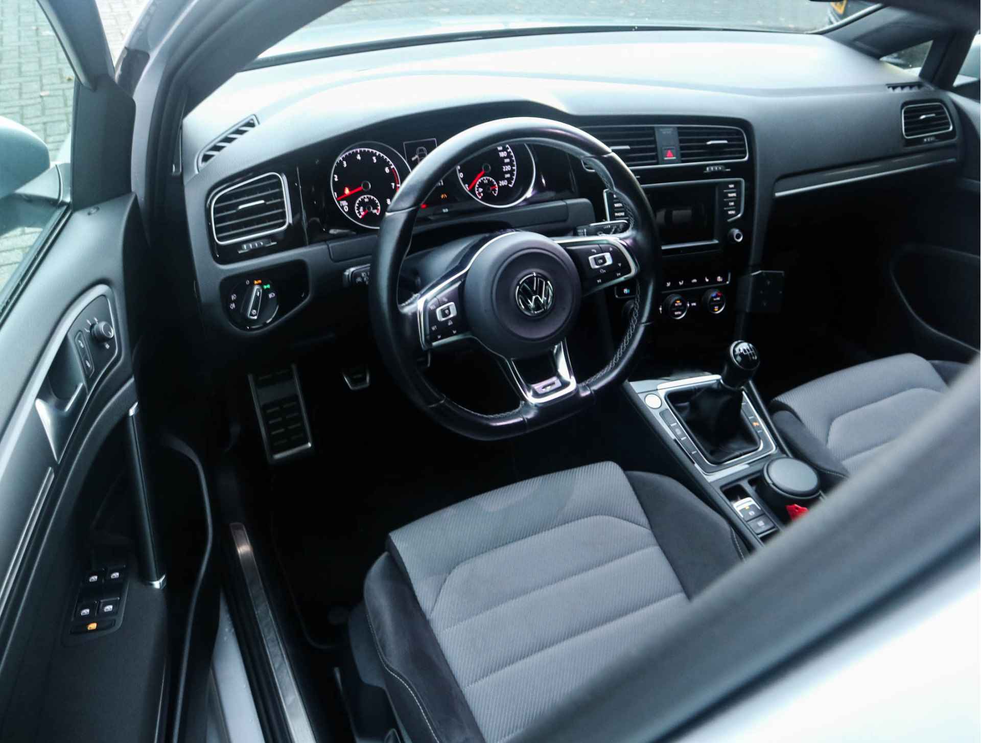 Volkswagen Golf 1.4 TSI Business Edition R Connected Navi/Clima/Stoelverw/Adapt.Cruise/PDC/2XR-line/LED/Xenon - 13/32