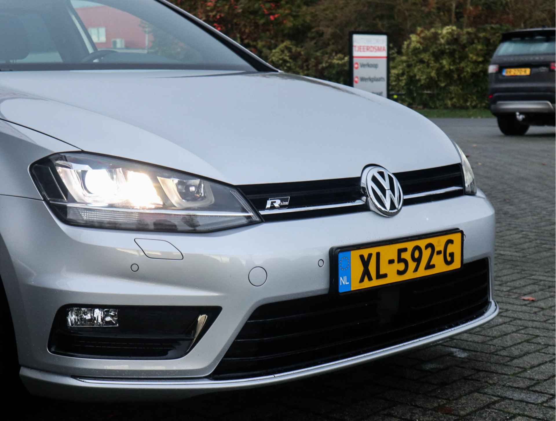 Volkswagen Golf 1.4 TSI Business Edition R Connected Navi/Clima/Stoelverw/Adapt.Cruise/PDC/2XR-line/LED/Xenon - 28/32