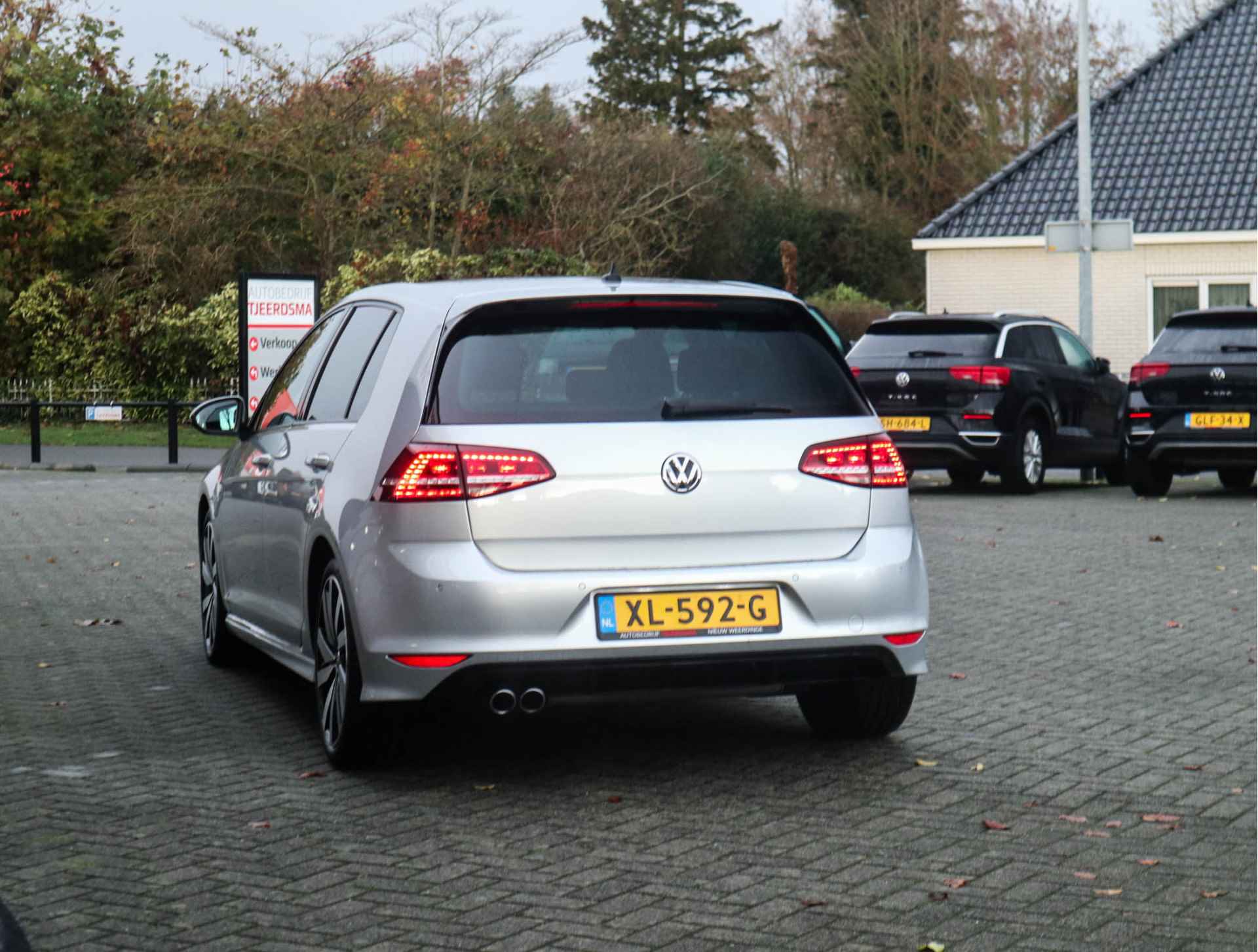 Volkswagen Golf 1.4 TSI Business Edition R Connected Navi/Clima/Stoelverw/Adapt.Cruise/PDC/2XR-line/LED/Xenon - 29/32