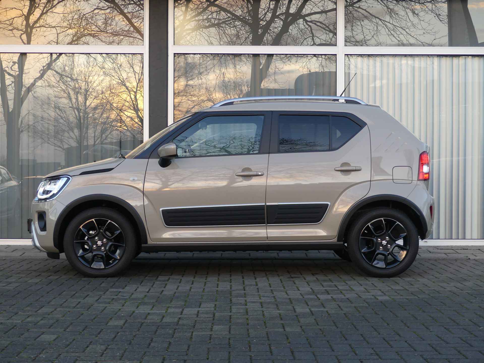 Suzuki Ignis 1.2 Smart Hybrid Select 6 jaar fabrieksgarantie!, Navigatie, Airco - 4/29