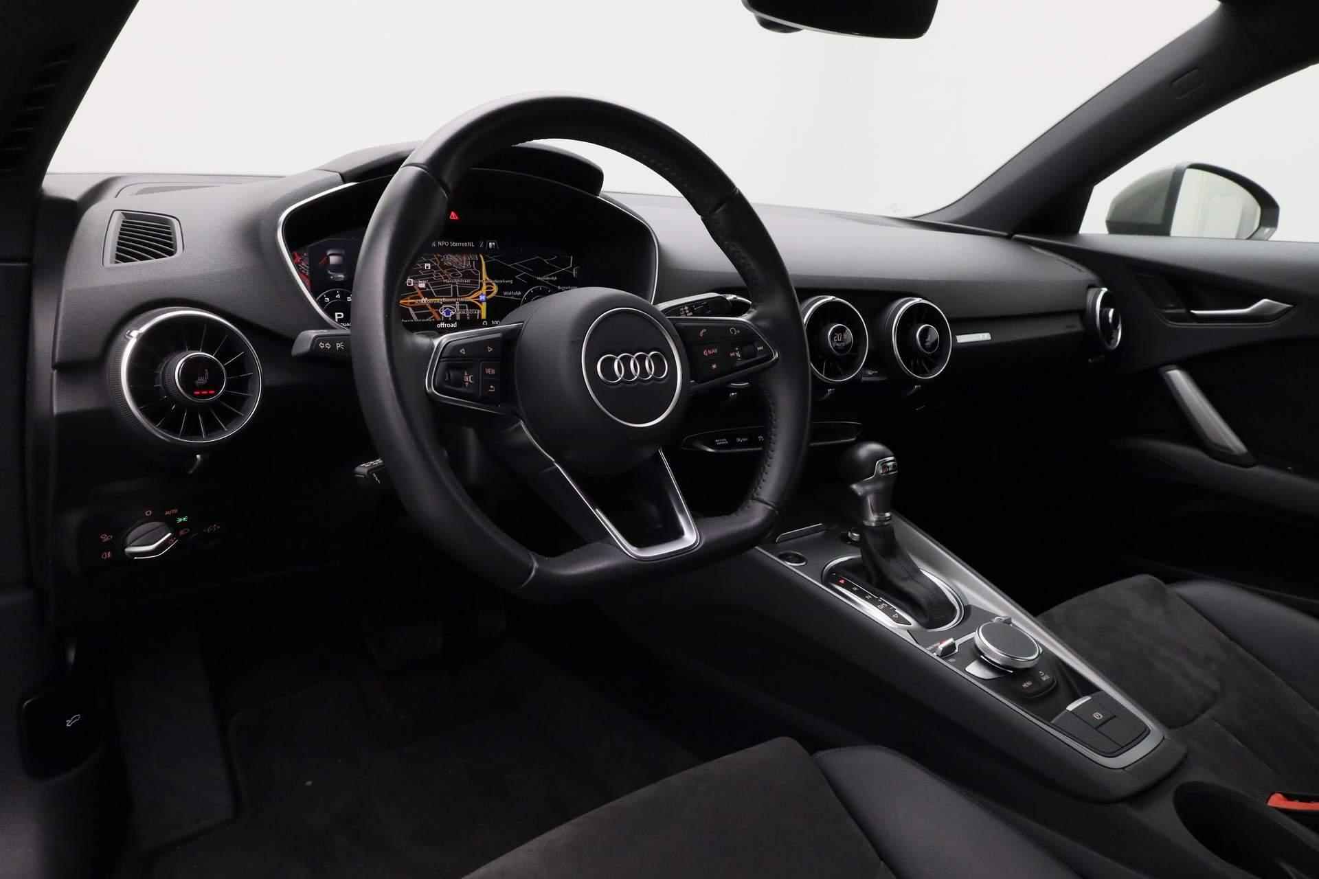 Audi TT 45 TFSI 245PK S-tronic Pro Line S / S-Line ext. | Leder/alcantara | Stoelverwarming | Navi | Parkeersensoren achter - 2/38