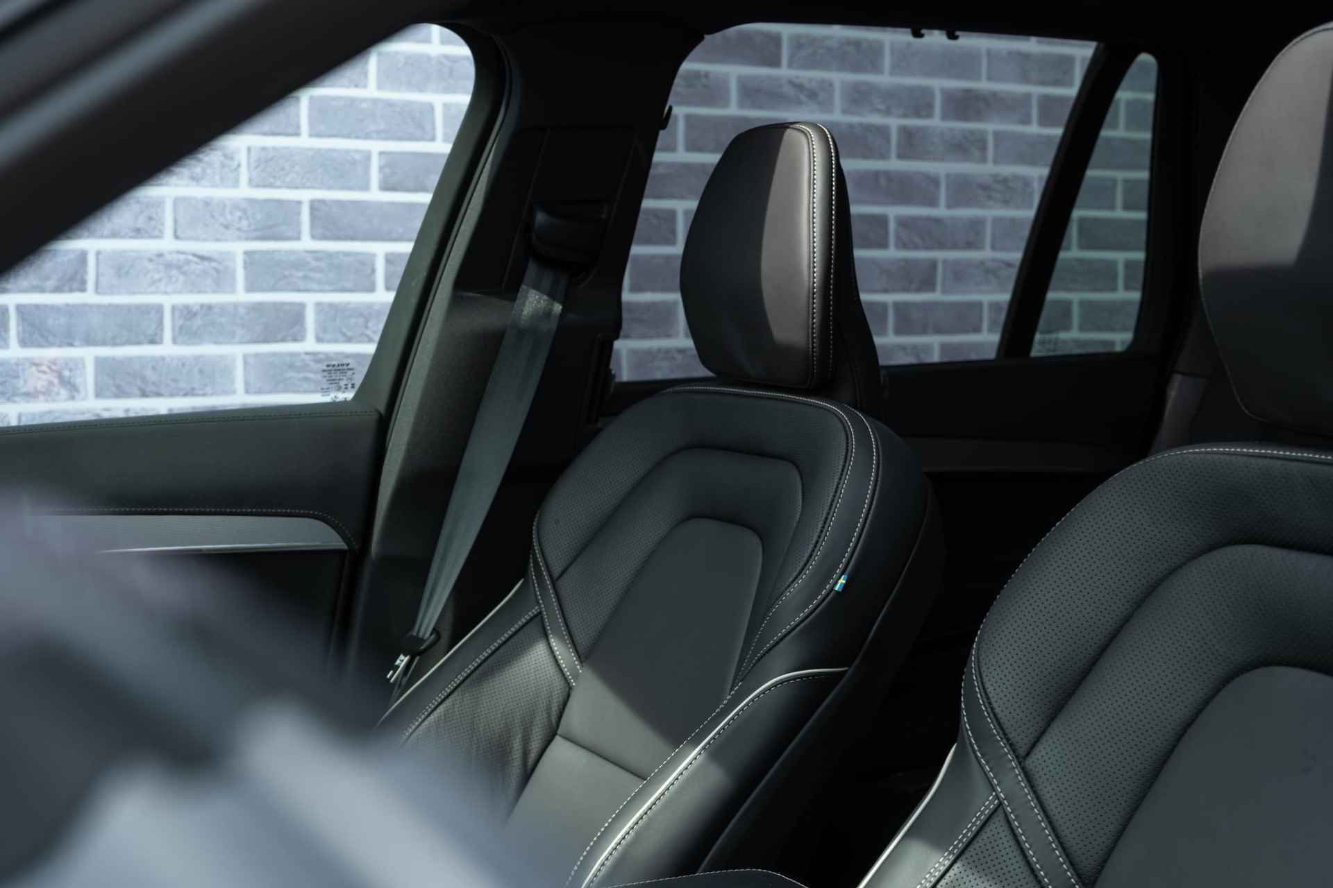 Volvo XC90 T8 Recharge AWD Ultimate Dark | 7-Persoons | Luchtvering | 360 Camera | Bowers & Wilkins Audio | Schuif-/Kanteldak | Getint Glas | Keyless | 21" LM - 5/20