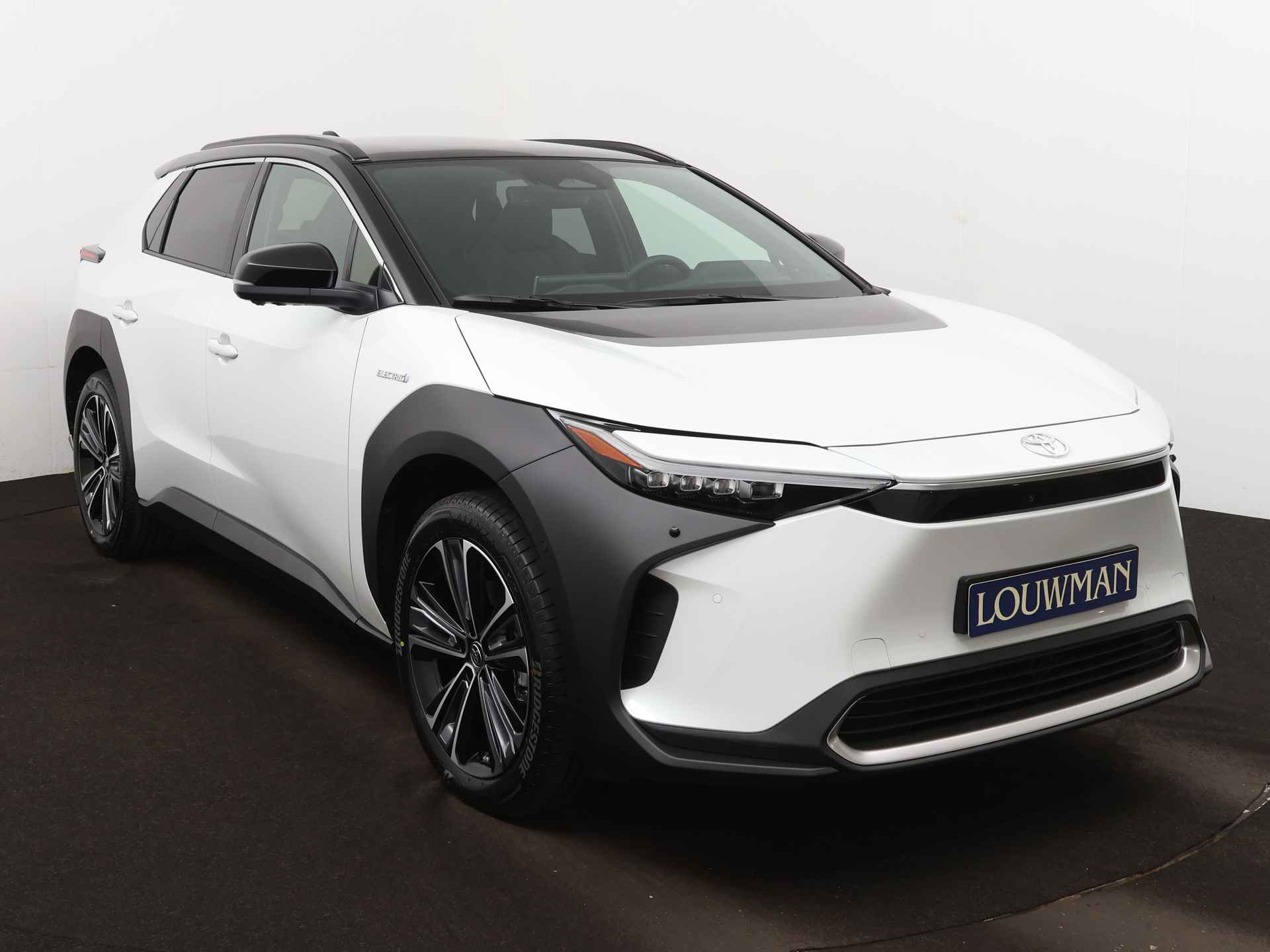 Toyota Bz4x Premium 71 kWh | Volledig leder | Stuur- & stoelverwarming | JBL | Panoramadak | | Direct leverbaar | - 19/28