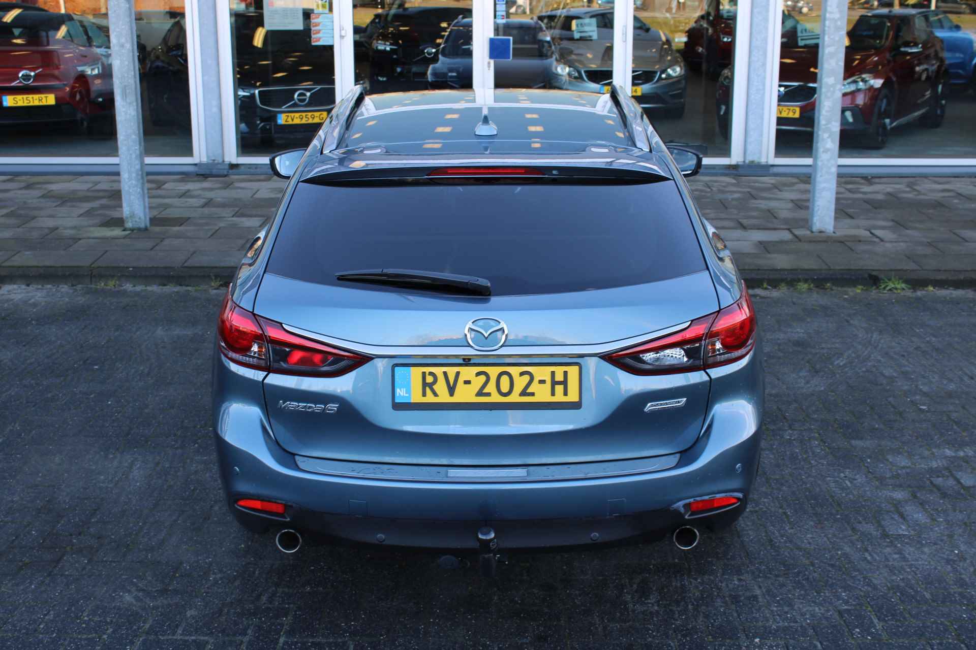 Mazda 6 Sportbreak 2.0 SkyActiv-G 165 GT-M / Leer / Elec Stoel / Climate Control / Park Assist Camera / Navigatie - 65/66