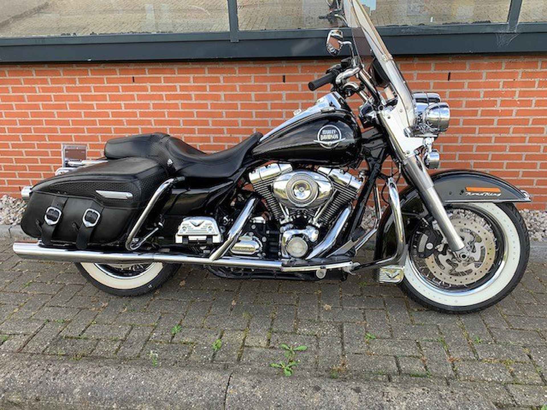 Harley-Davidson FLHRC ROADKING ROAD KING FLHR - 2/10