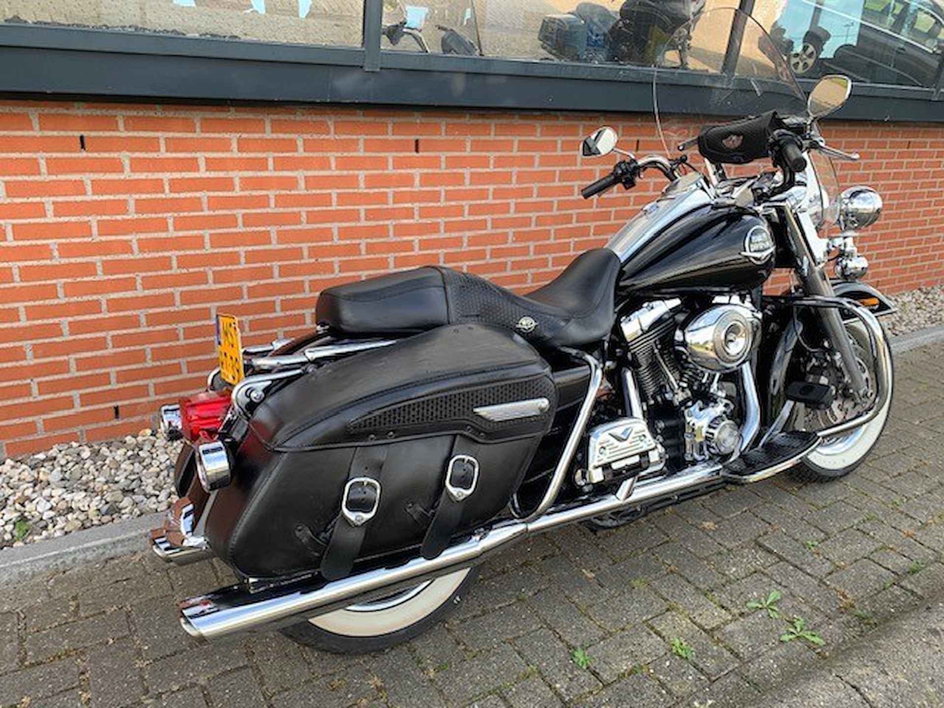 Harley-Davidson FLHRC ROADKING ROAD KING FLHR - 5/10