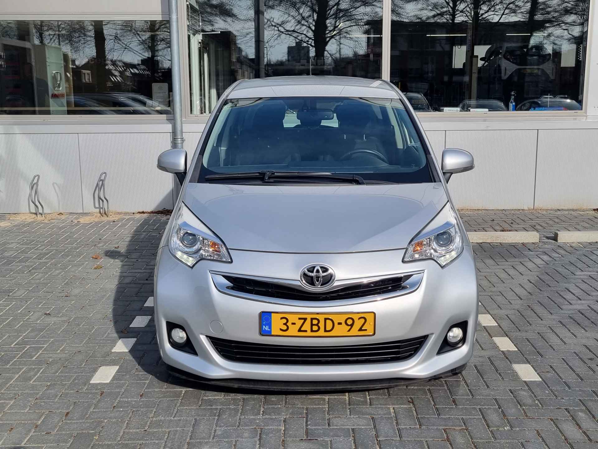 Toyota Verso-S 1.3 VVT-i Dynamic Climate control, cruise control , All-in Rijklaarprijs - 10/21