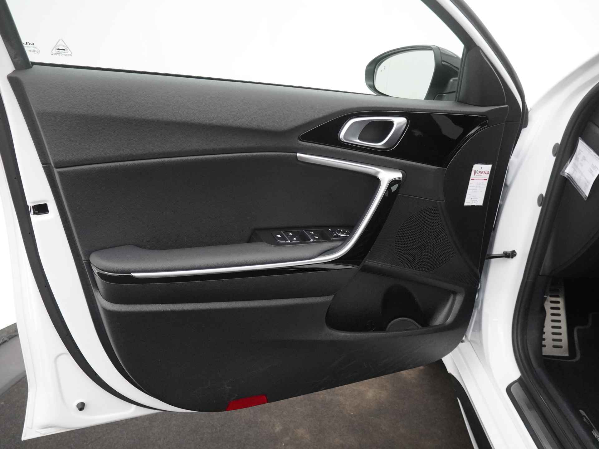 Kia ProCeed 1.5 T-GDi GT-Line 160pk. Automaat - LED Koplampen - Adaptief Cruise Control - Navigatie- Climate Control - Apple/Android Carplay - Fabrieksgraantie Tot 2030 - 19/44