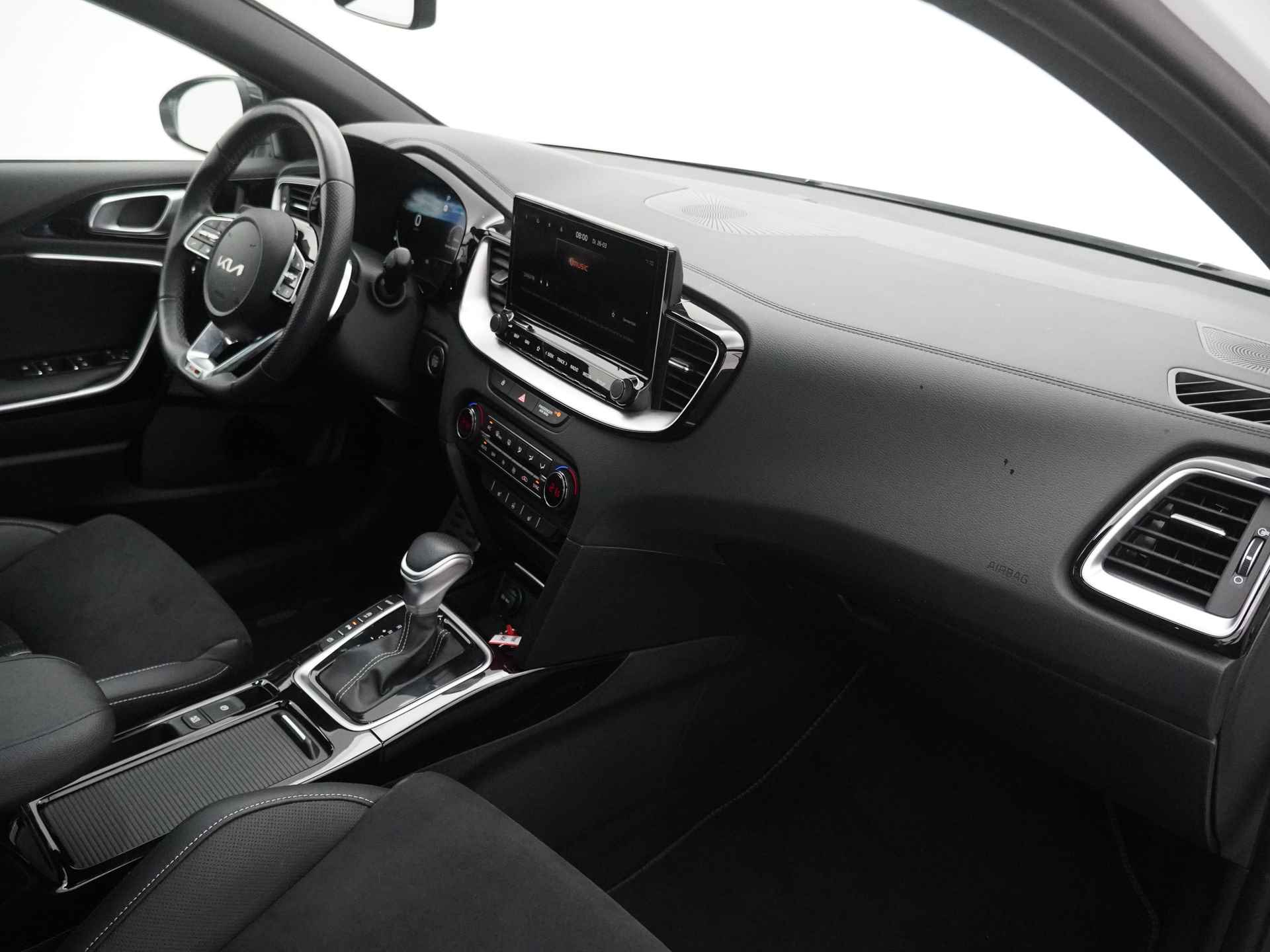 Kia ProCeed 1.5 T-GDi GT-Line 160pk. Automaat - LED Koplampen - Adaptief Cruise Control - Navigatie- Climate Control - Apple/Android Carplay - Fabrieksgraantie Tot 2030 - 36/44