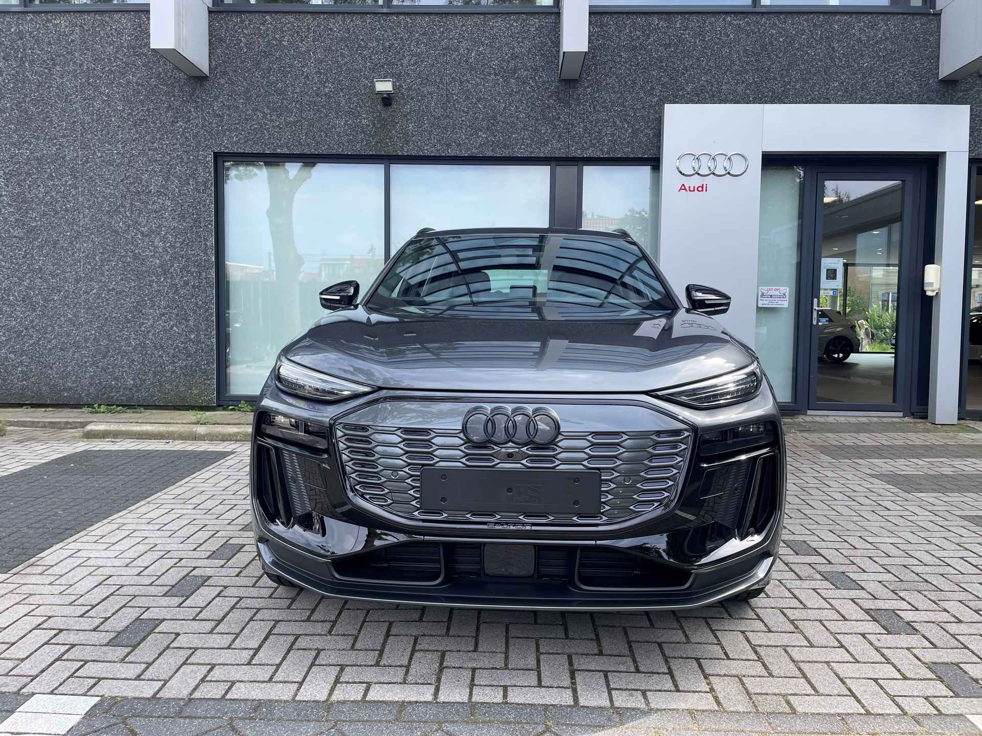 Audi Q6 e-tron S edition - 3/6