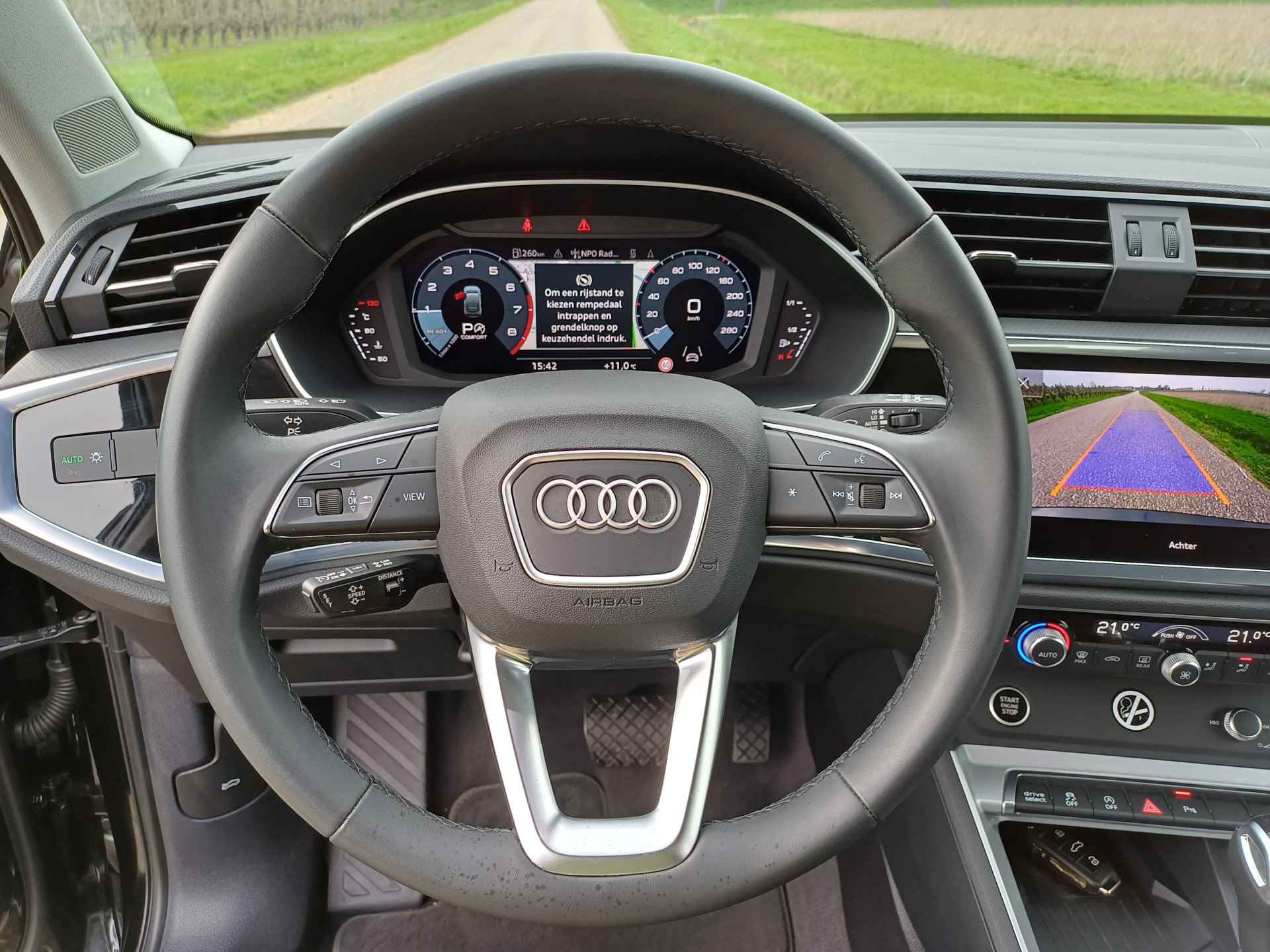 Audi Q3 Sportback 35 TFSI S Edition Digi Dash | Camera | Navi | Parkeerhulp | S-Line - 41/48