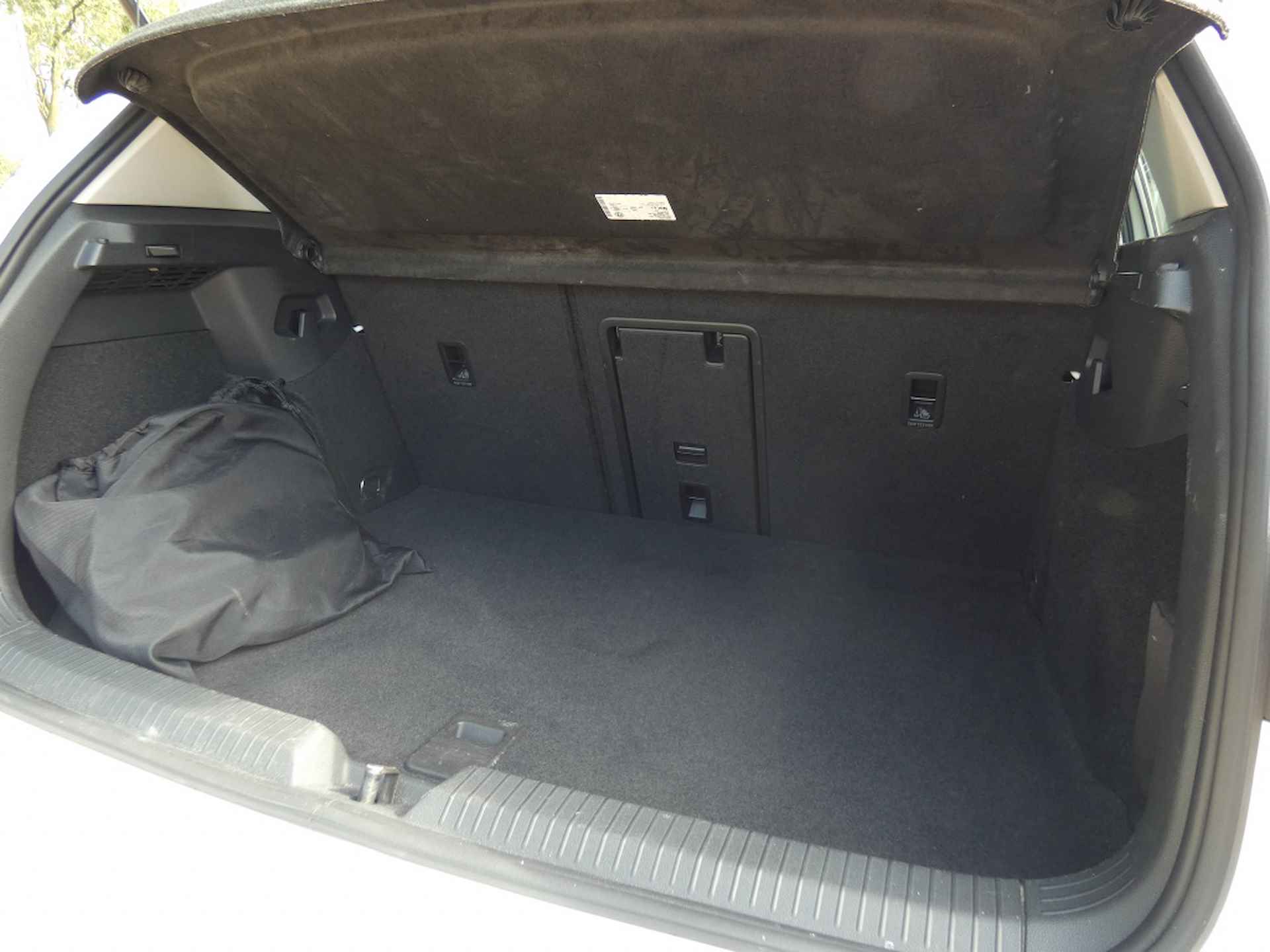 Volkswagen Golf 1.4 eHybrid | oplaadbare Hybride | Style | Ergo stoelen - 32/39