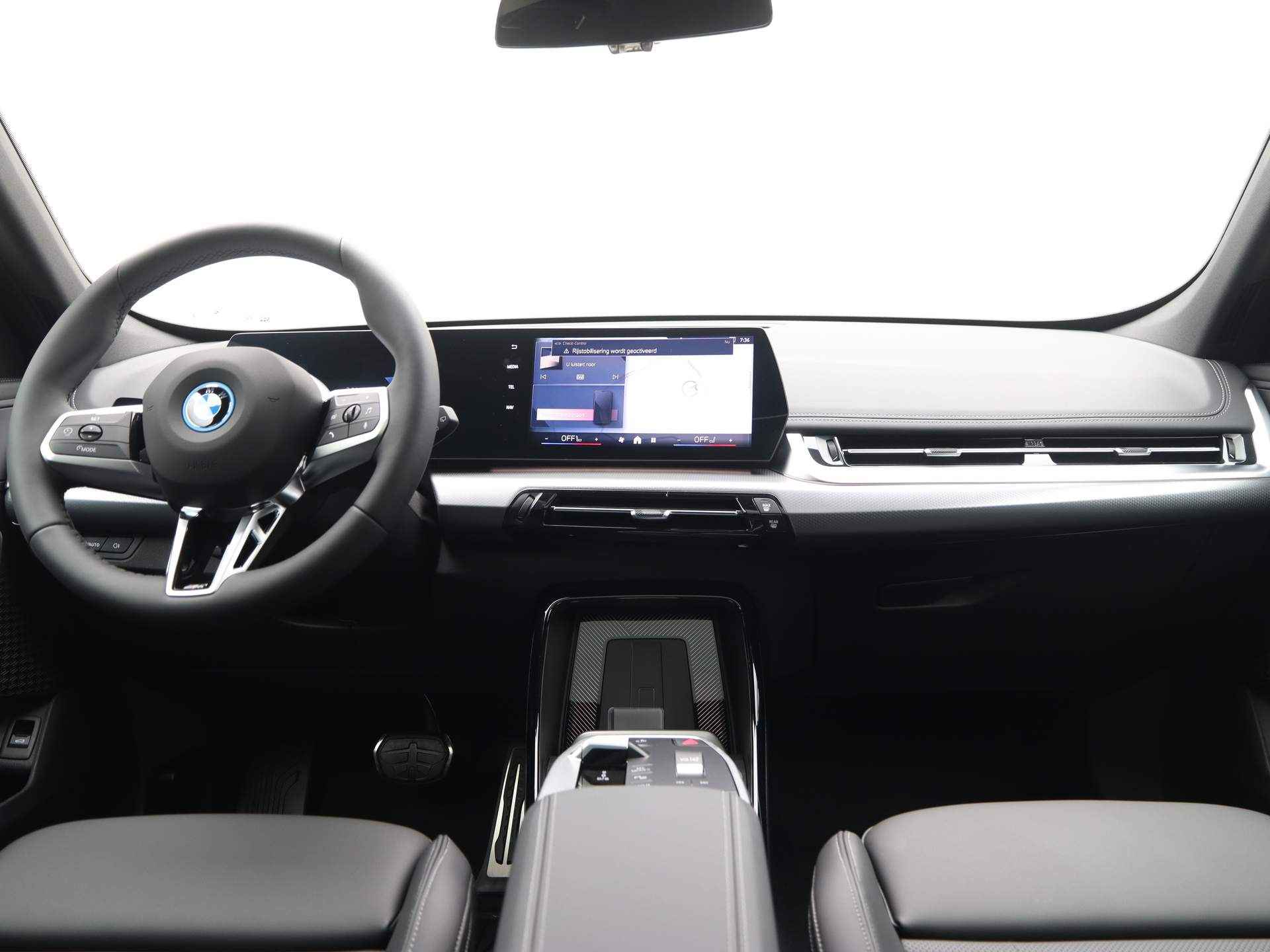 BMW iX1 eDrive20 67 kWh - 14/27