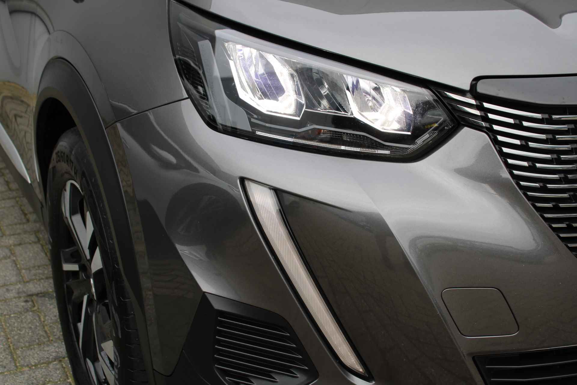 Peugeot 2008 1.2 100pk Allure Pack | NAVI | 3D COCKPIT | CAMERA | CLIMA | CRUISE | HALF LEDER | - 10/32
