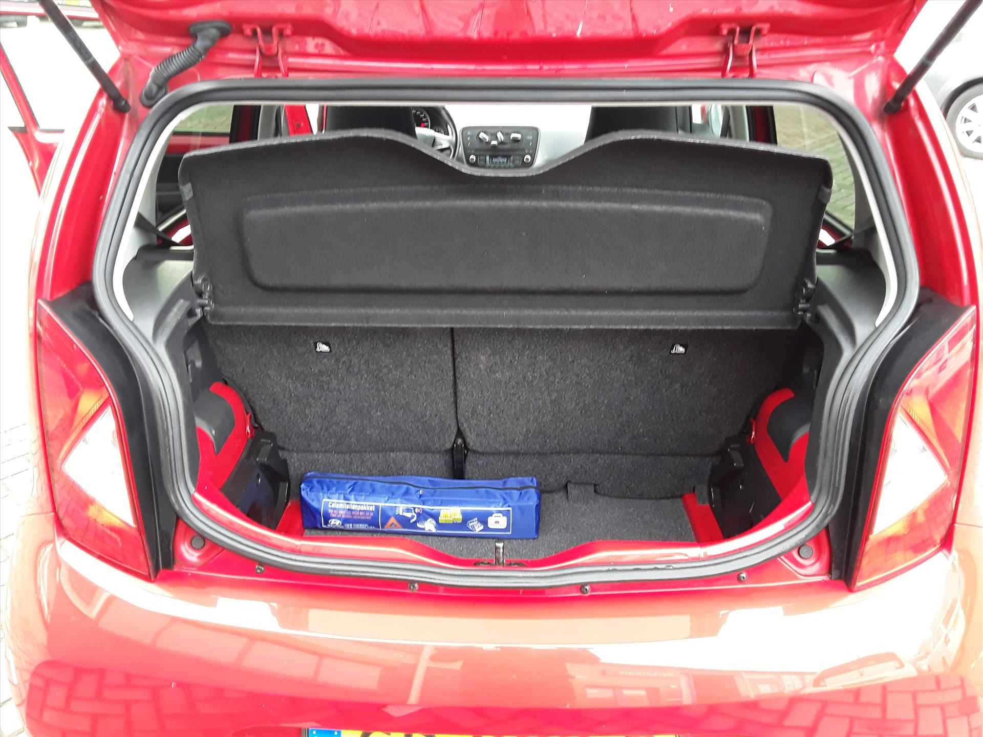 SEAT Mii 1.0 60pk Ecomotive 5D Sport Dynamic - 24/37