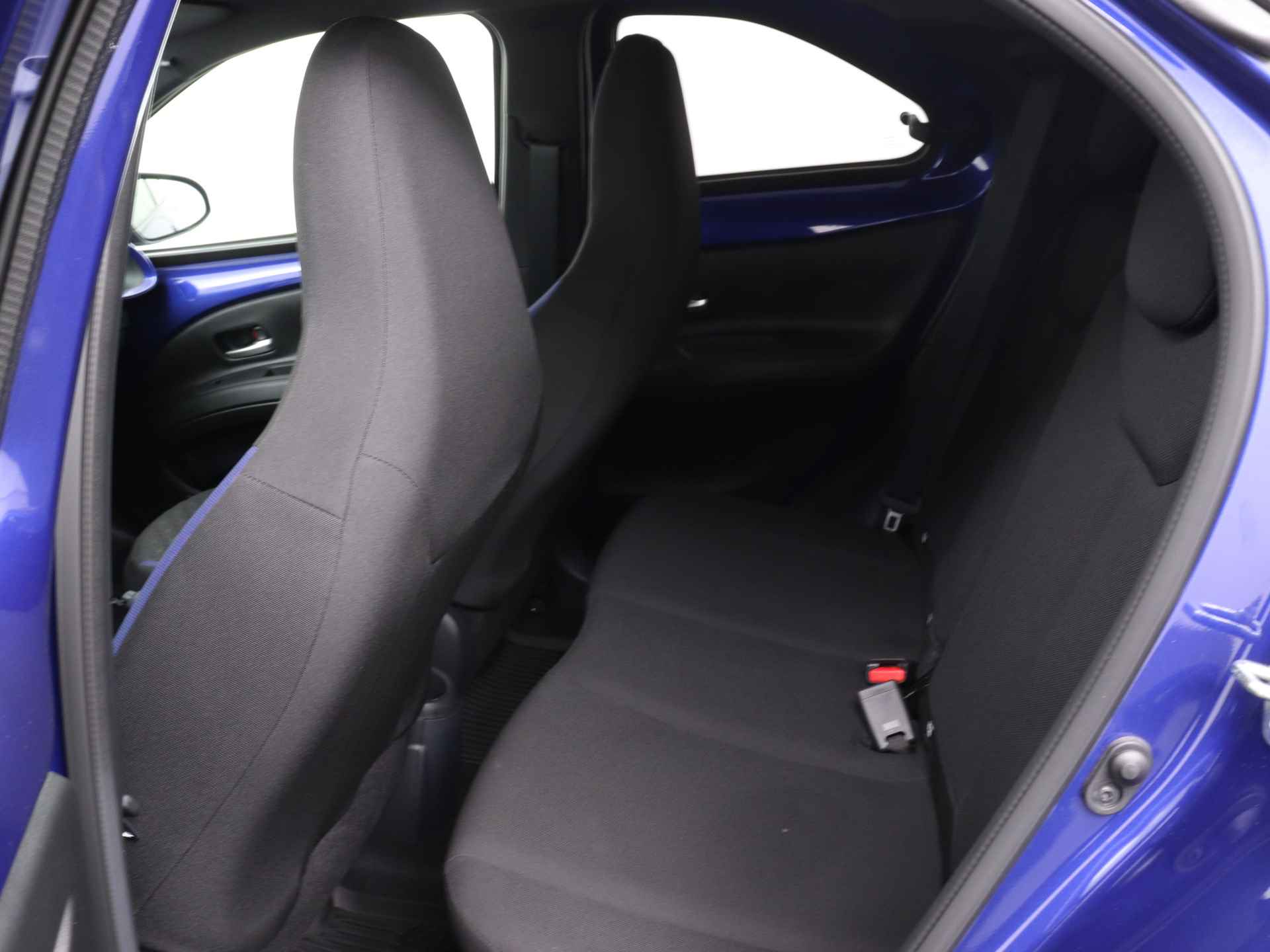 Toyota Aygo X 1.0 Pulse + Limited | Apple Carplay | Adaptive cruise control | Camera | - 21/42