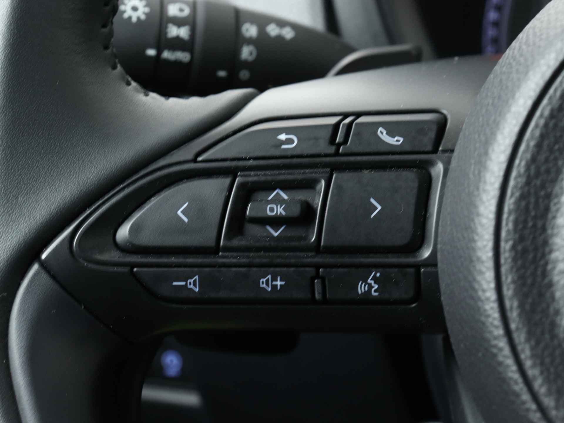 Toyota Aygo X 1.0 Pulse + Limited | Apple Carplay | Adaptive cruise control | Camera | - 26/42
