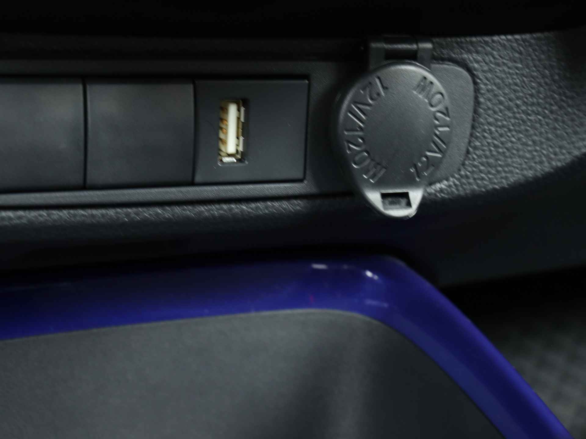 Toyota Aygo X 1.0 Pulse + Limited | Apple Carplay | Adaptive cruise control | Camera | - 35/42