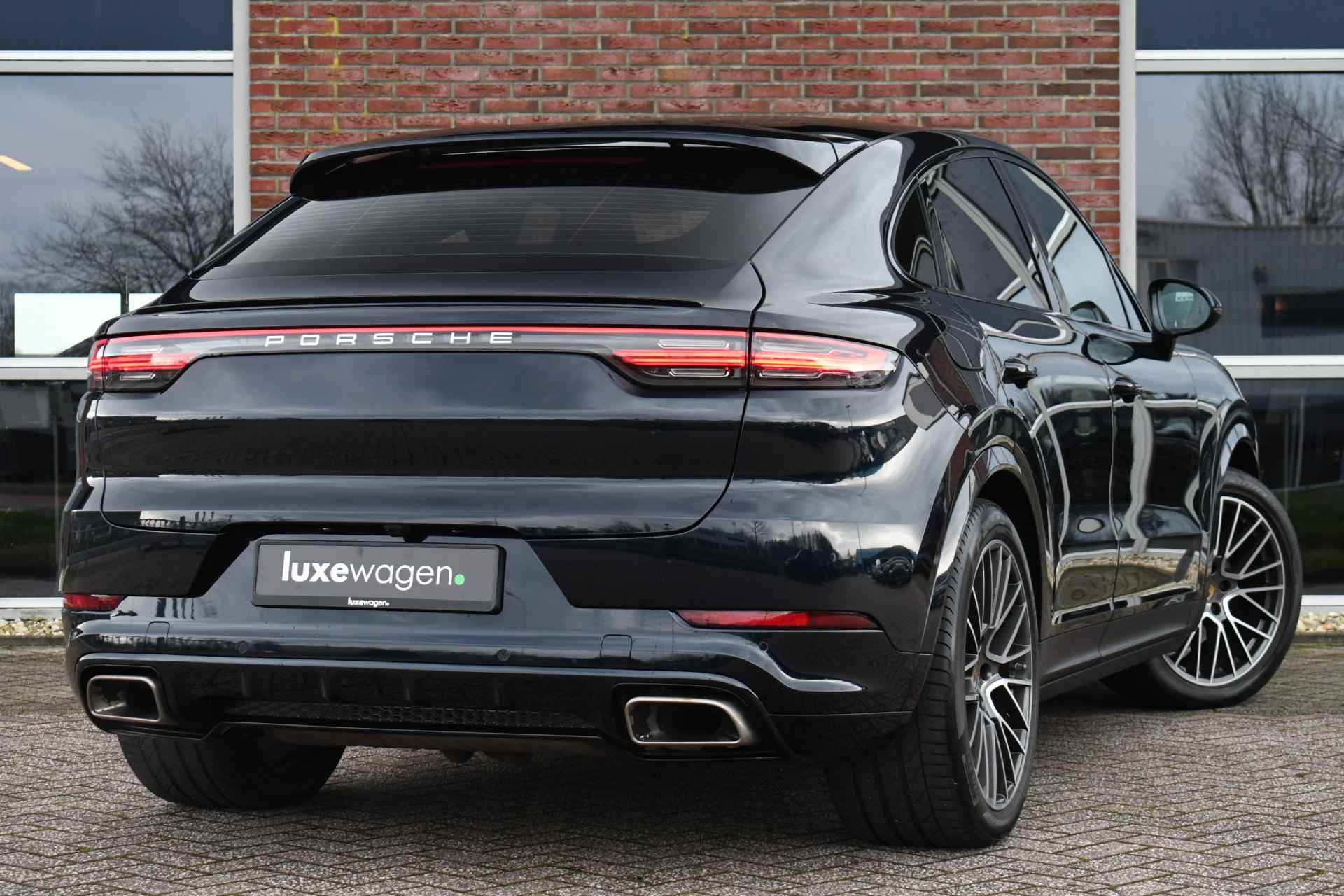 Porsche Cayenne Coupé 3.0 e-Hybrid 470pk Pano Luchtv ACC Bose Chrono 21inch - 2/84