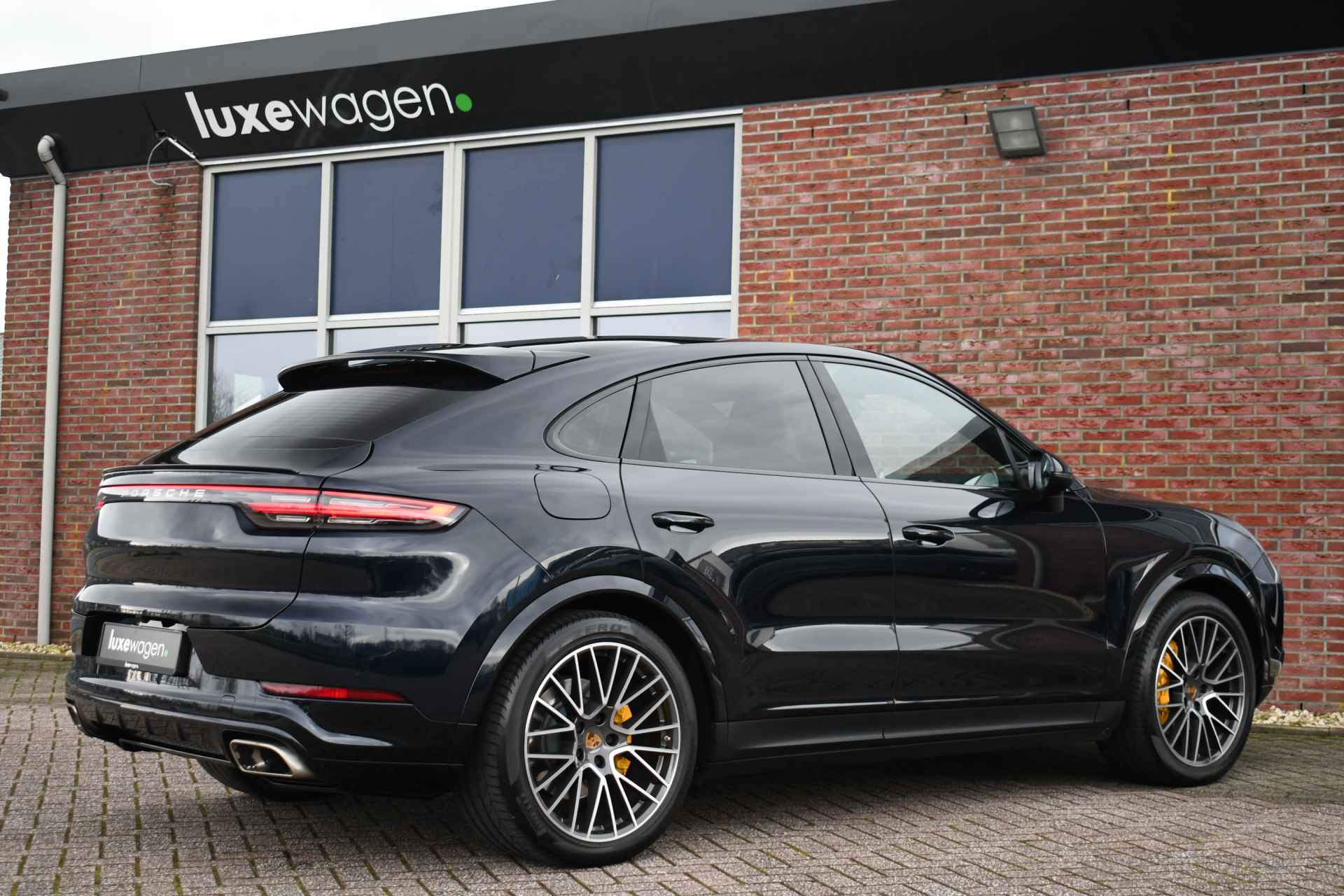 Porsche Cayenne Coupé 3.0 e-Hybrid 470pk Pano Luchtv ACC Bose Chrono 21inch - 6/84