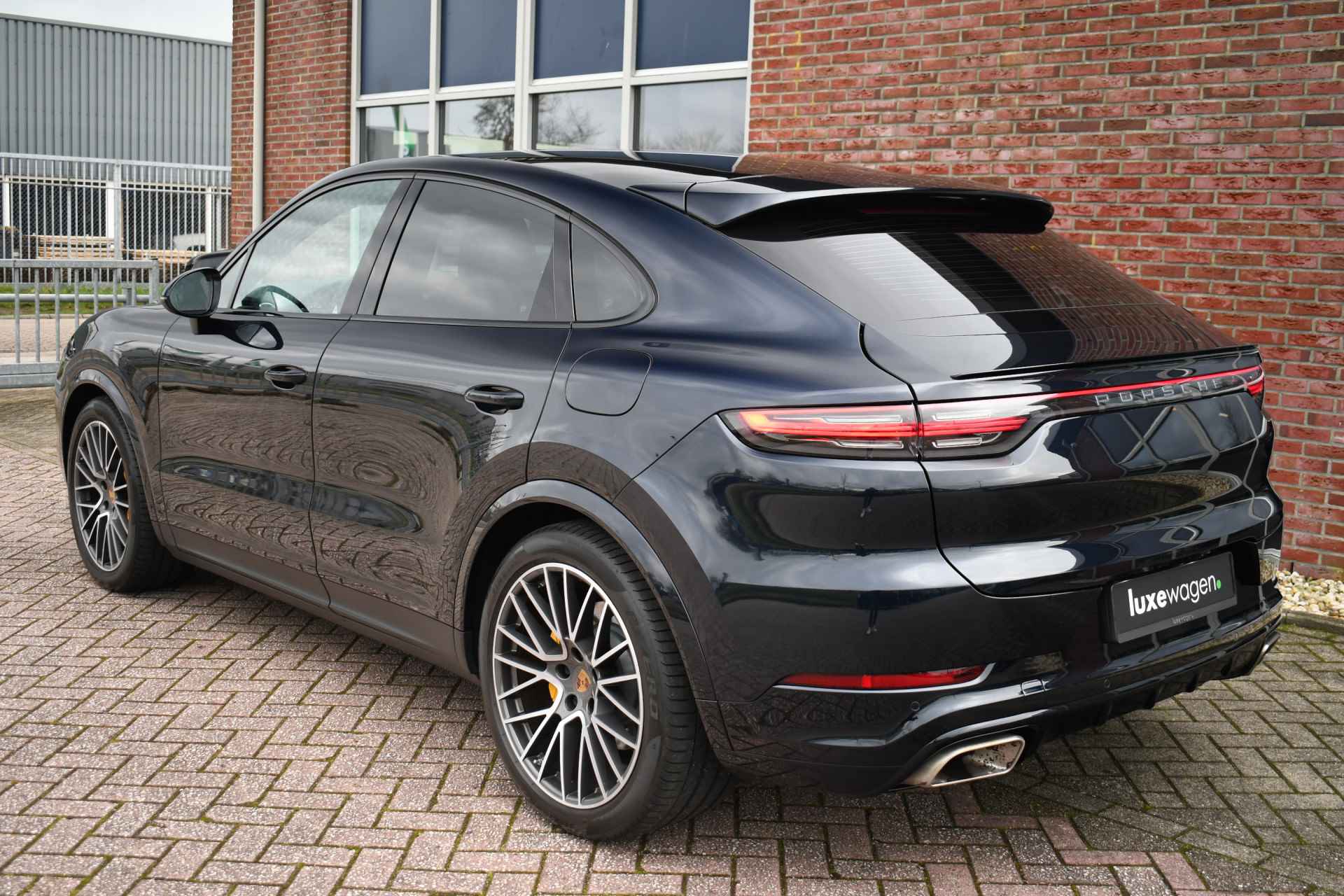 Porsche Cayenne Coupé 3.0 e-Hybrid 470pk Pano Luchtv ACC Bose Chrono 21inch - 62/84