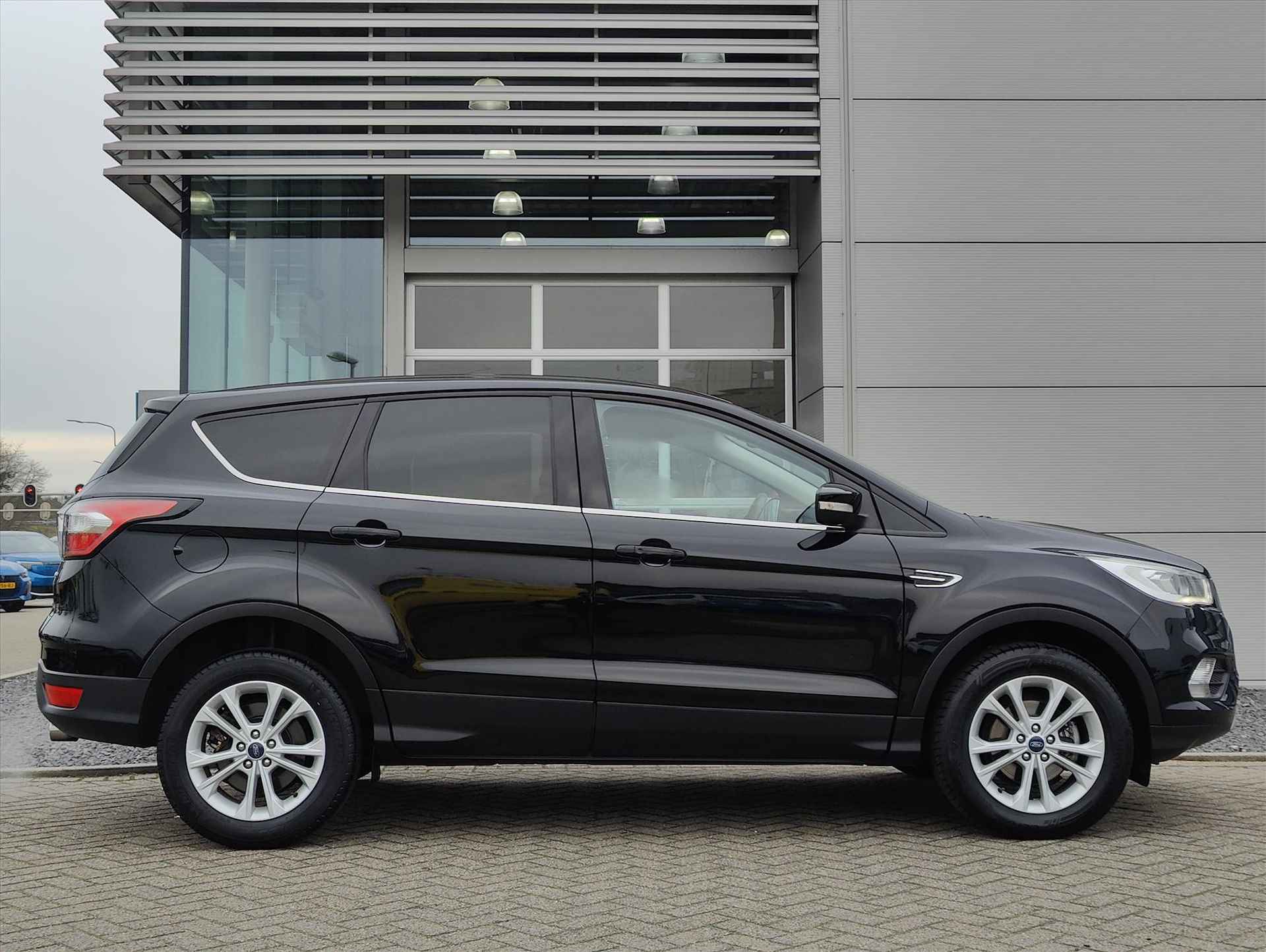 Ford Kuga 1.5 EcoBoost 150pk 2WD Titanium | Wegklapbare Trekhaak | Cruise Control | Navigatie | Climate Control | Carplay | 2000 Kg trekgewicht - 26/33