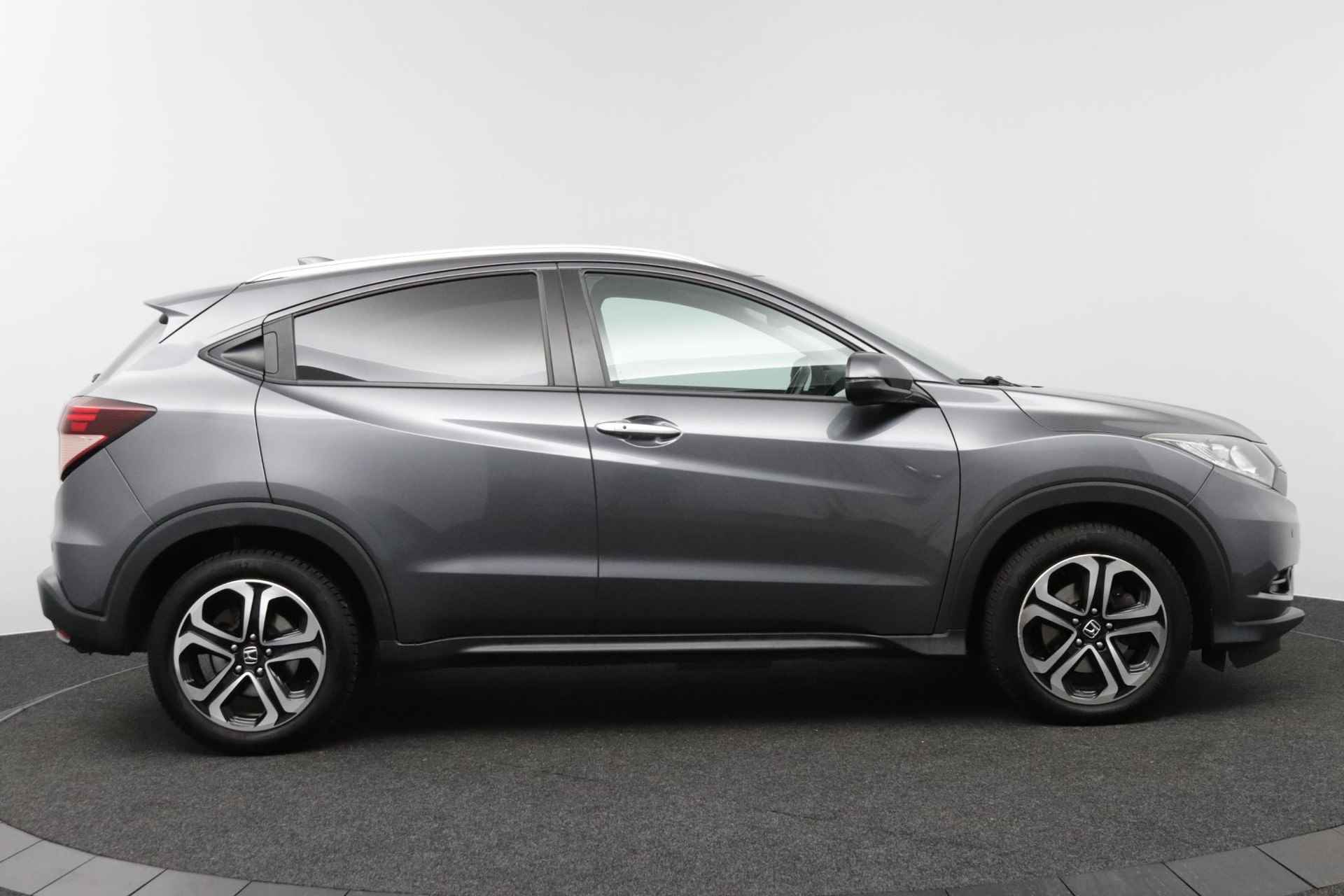 Honda HR-V 1.5 i-VTEC Executive 130PK Automaat |Achteruitrijcamera| Panoramadak| - 22/34