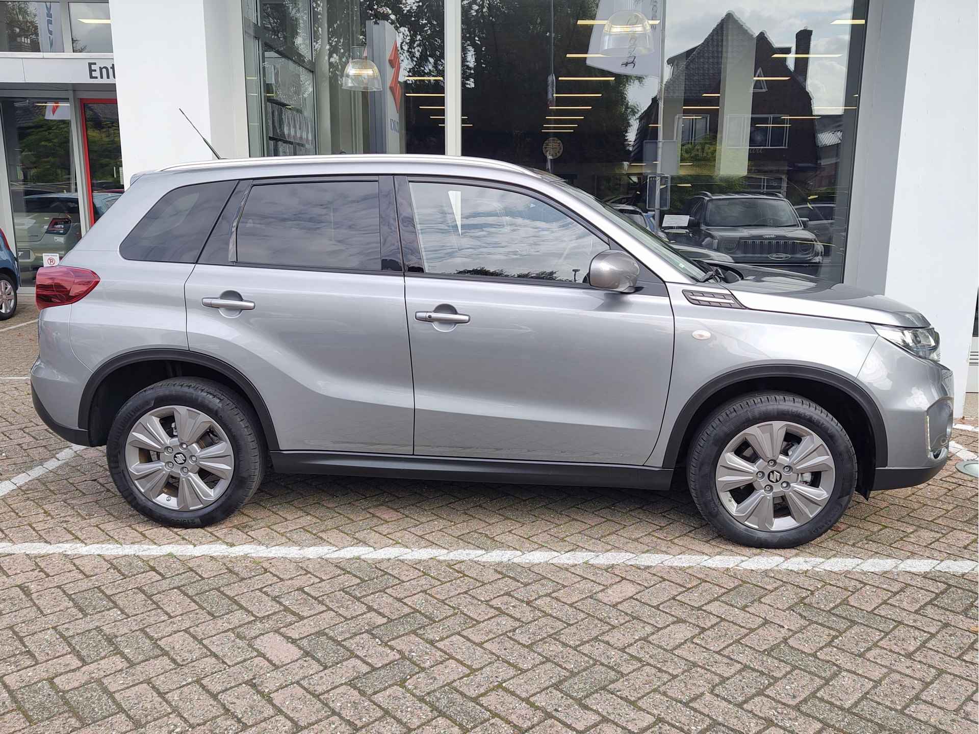 Suzuki Vitara 1.5 HYBRID SELECT AUT. Navi | Camera | Stoelverwarming | NAP! - 7/40