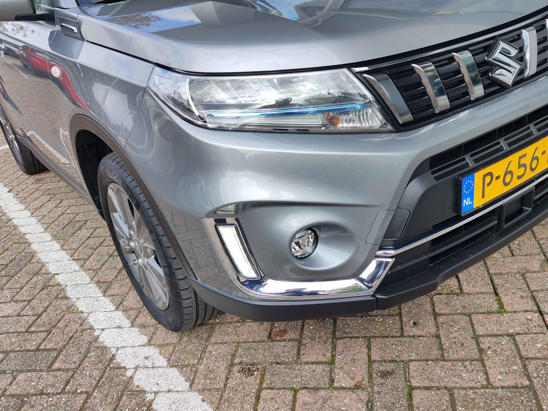 Suzuki Vitara 1.5 HYBRID SELECT AUT. Navi | Camera | Stoelverwarming | NAP! - 39/40