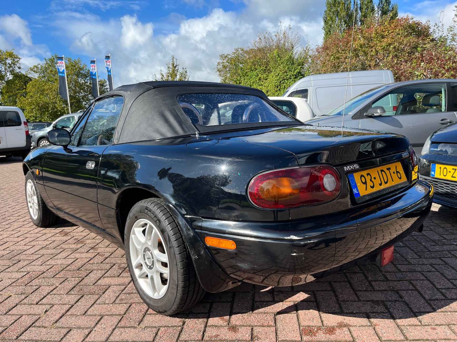 MAZDA Mx-5 softtop - 4/13