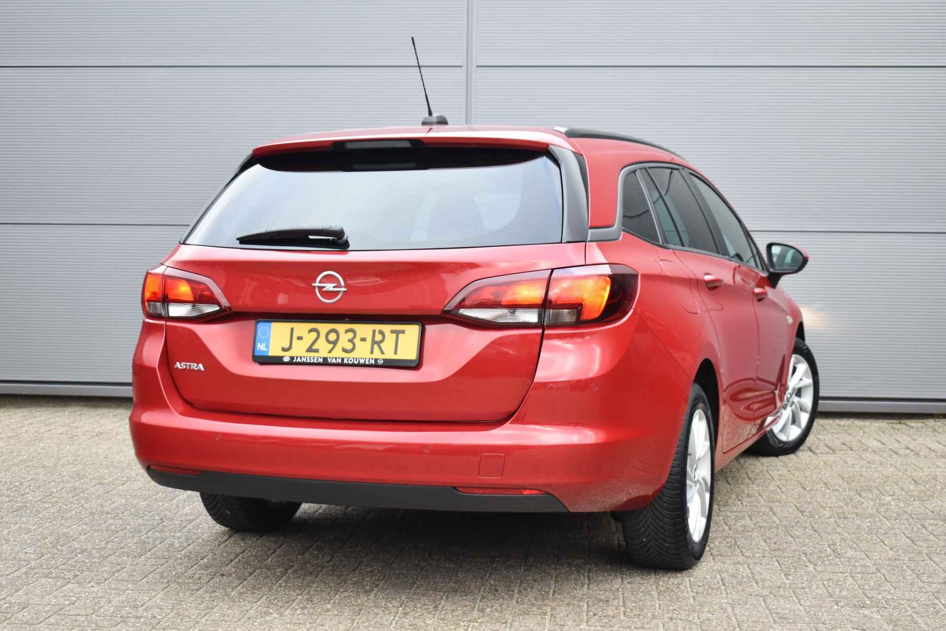 Opel Astra Sports Tourer 1.2 Edition AGR Stoel Navigatie Climate Control Apple CarPlay - 4/34