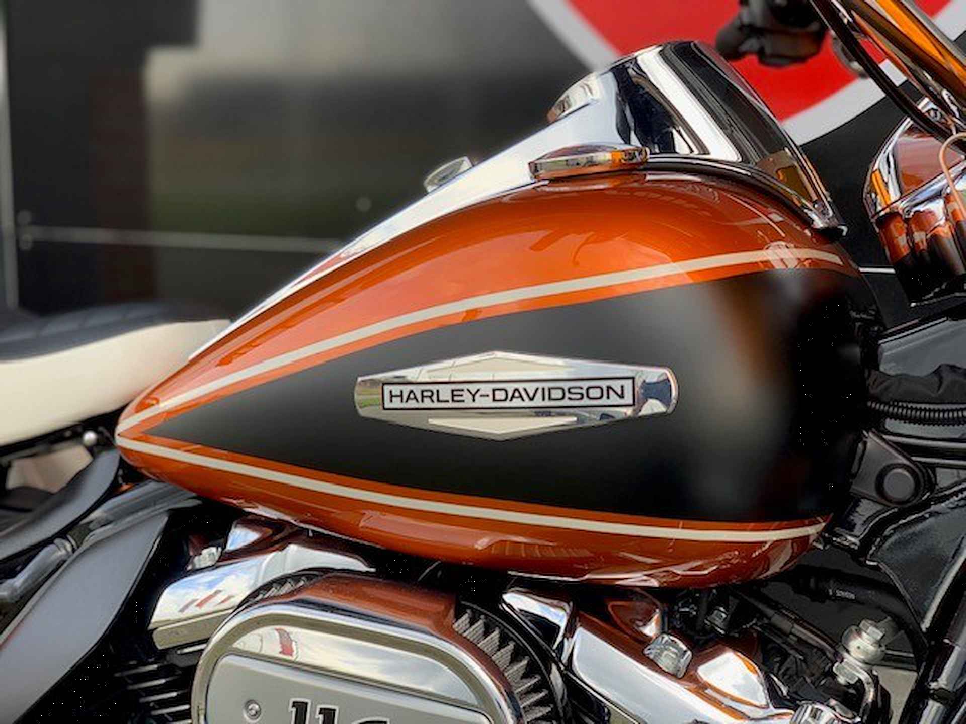 Harley-Davidson FLHR HIGHWAY KING ROADKING - 4/20