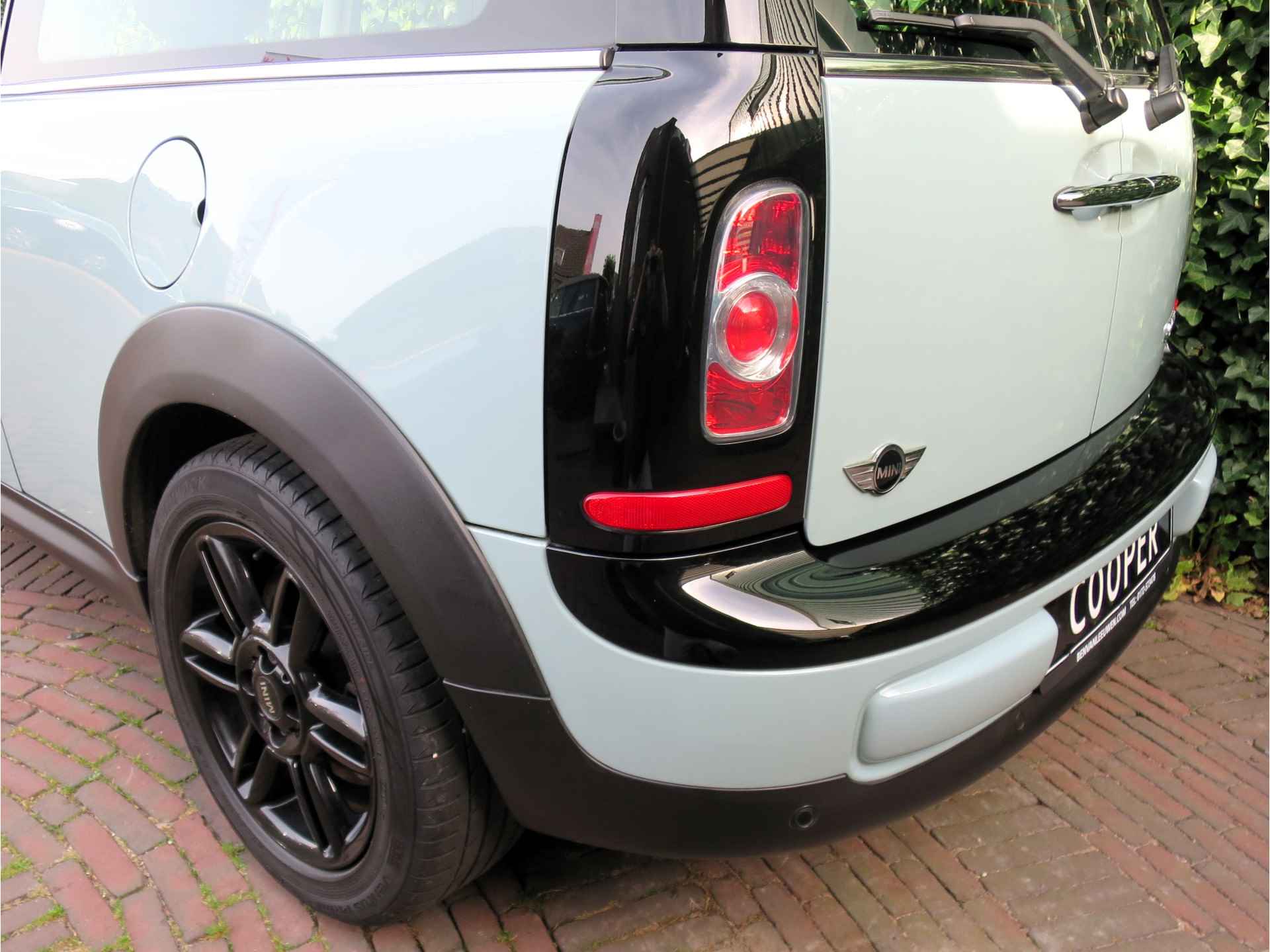 MINI Clubman 1.6 Cooper Chili R55 LCI automaat met Navi, Pano.dak, PDC, Xenon en 16" - 29/49