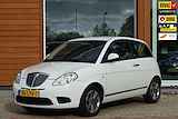 Lancia Ypsilon 1.2 Argento 60-Pk 3-Drs