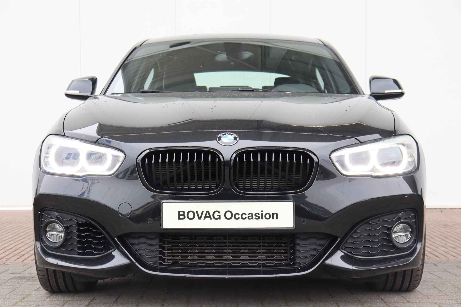 BMW 1-serie 118i M Sport Edition Lederen bekleding/Navigatie professional/ M Sport pakket - 2/25