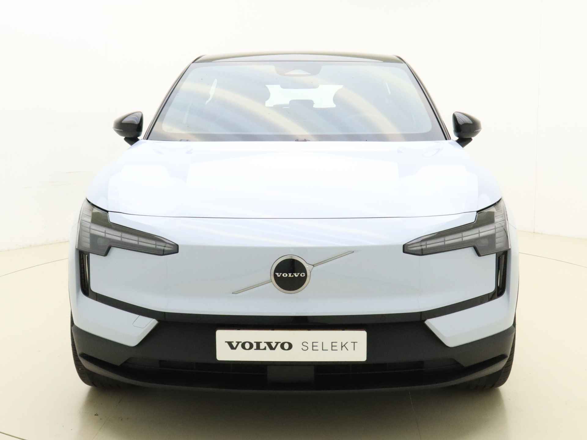 Volvo EX30 Extended Range Plus 69 kWh  / Stoel + Stuurw. Verwarming / Adapt. Cruise / H&K Audio / - 4/31