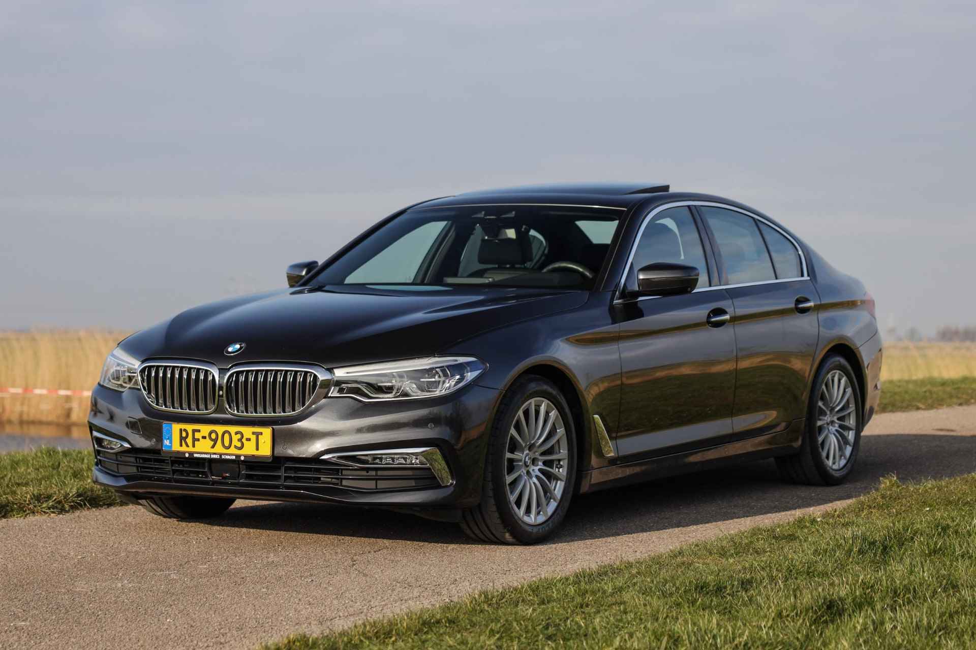 BMW 5-serie 520d High Executive ✅ Leder ✅ Schuifdak ✅ 360CAM - 38/42