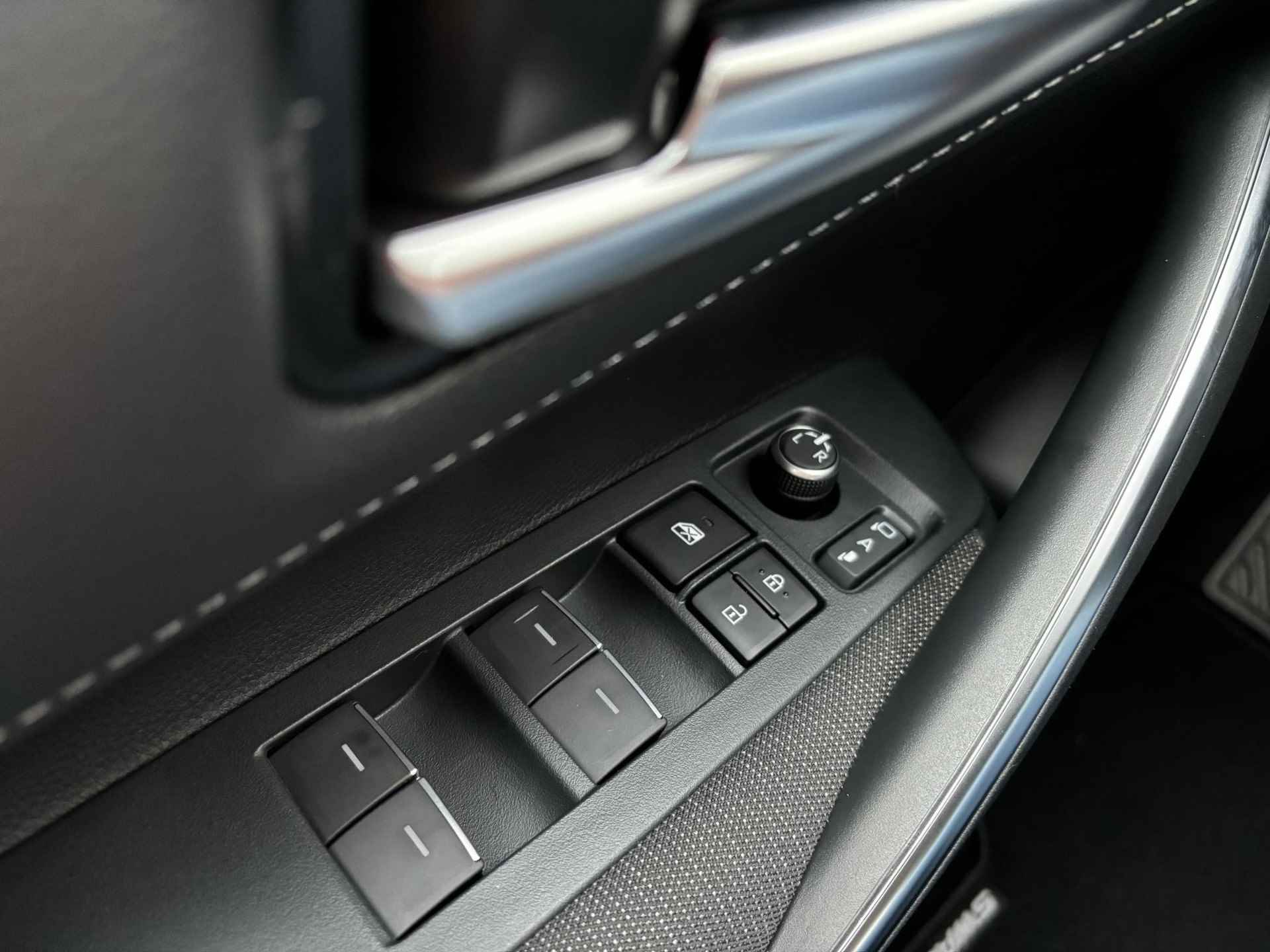 Suzuki Swace 1.8 Hybrid Select Automaat Stuurverwarming/Cruise/Clima - 11/26