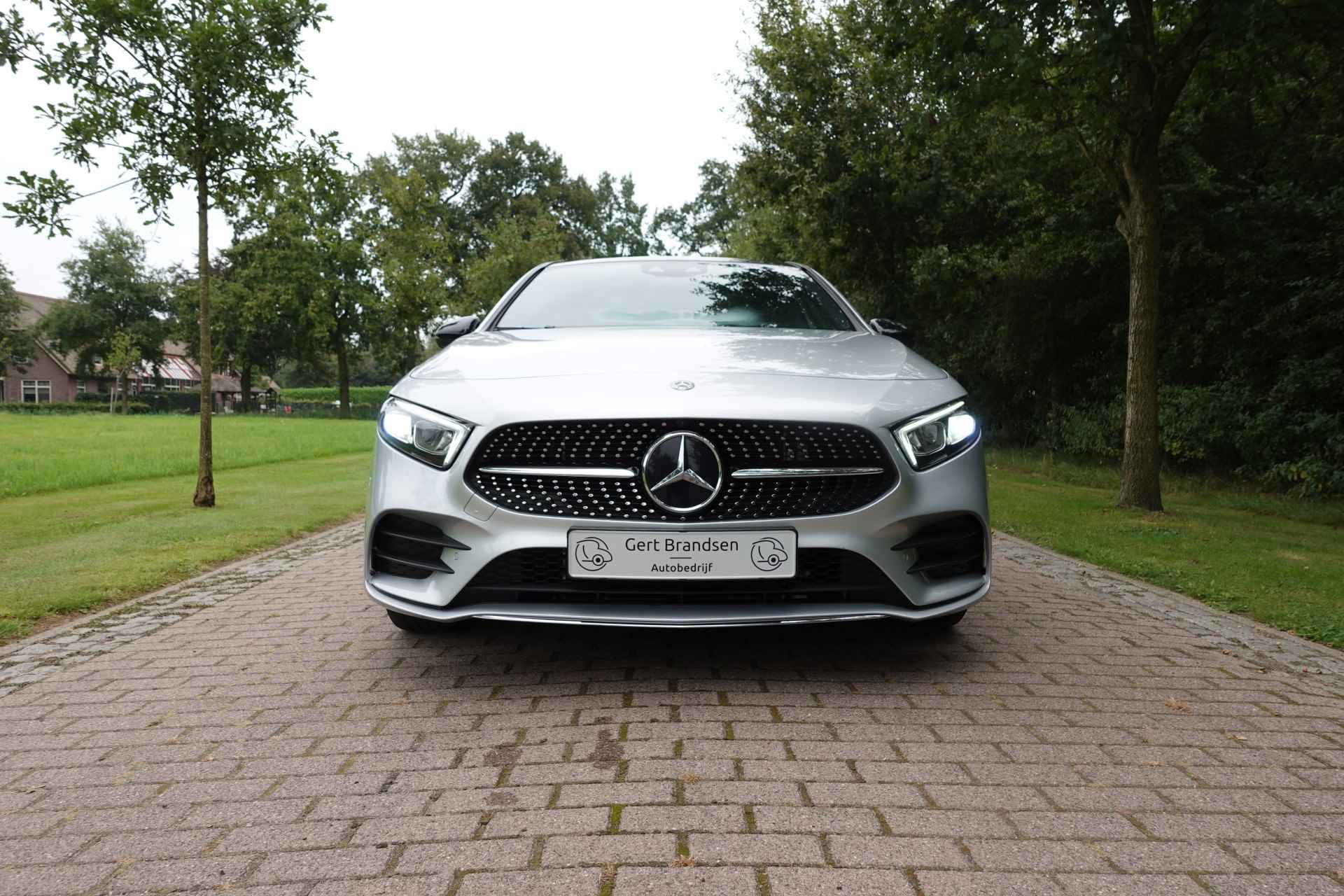 Mercedes-Benz A-Klasse 250 e Premium Plus AMG, Pano, 360 graden camera, Led - 12/54